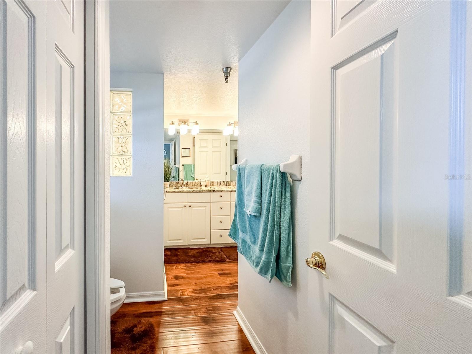 Image 29 of 31 For 21107 Fountain View Lane 5201