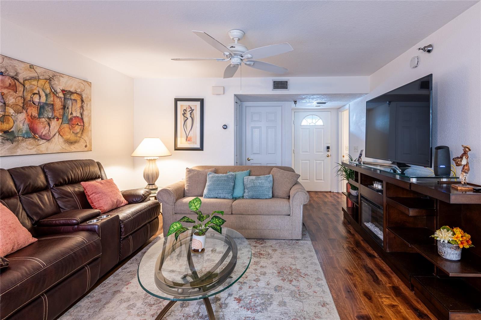 Image 6 of 31 For 21107 Fountain View Lane 5201