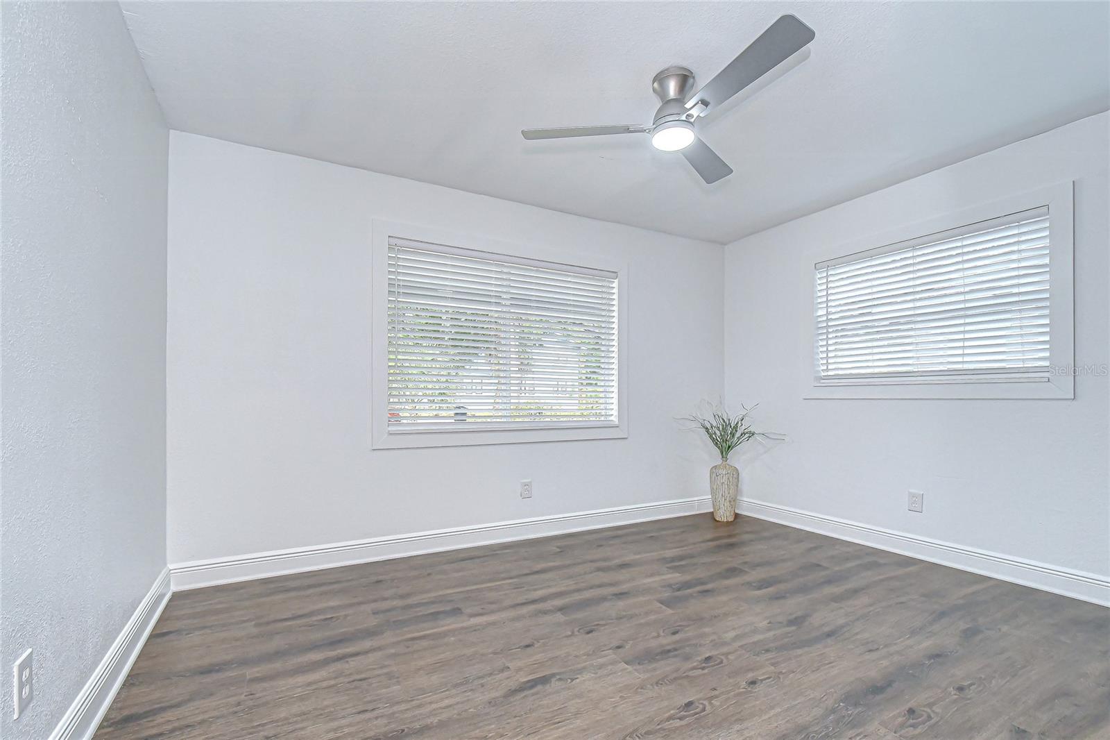 Image 30 of 45 For 645 38th Avenue S