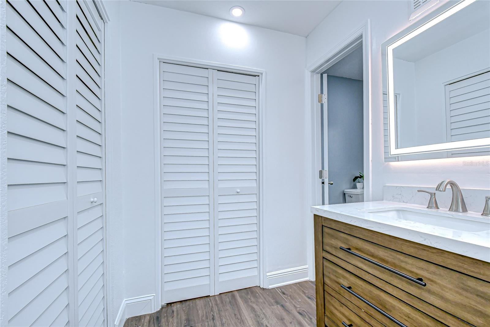 Image 34 of 45 For 645 38th Avenue S