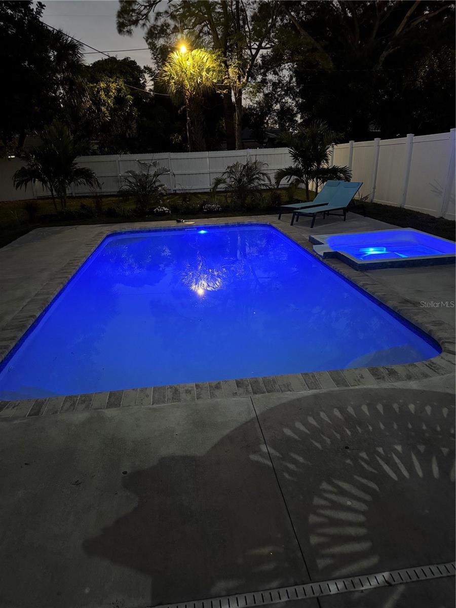 Image 42 of 45 For 645 38th Avenue S