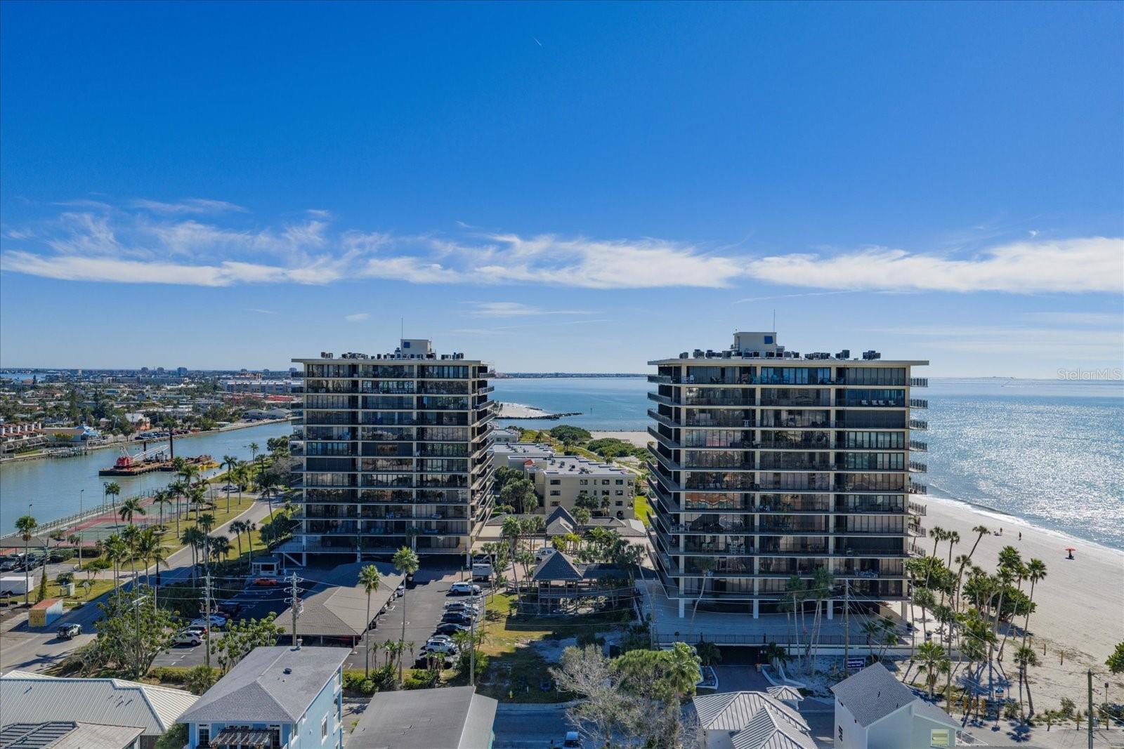 Listing photo id 36 for 7600 Bayshore Drive 204