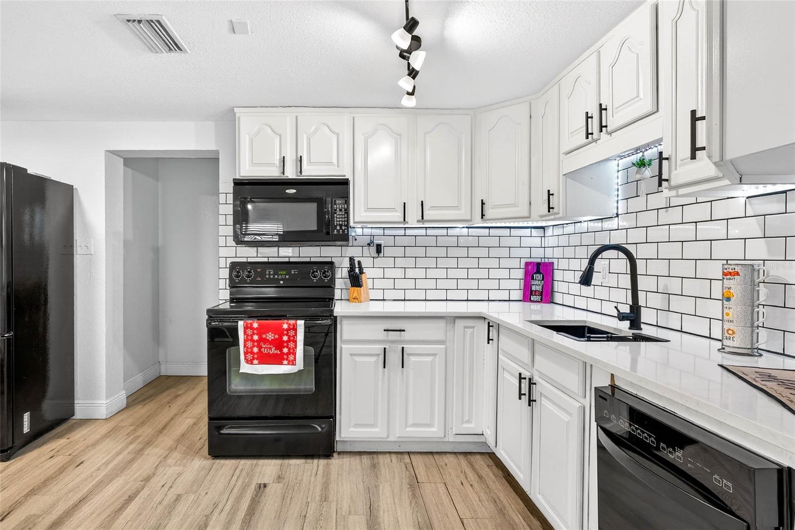 Image 9 of 39 For Address Not Provided