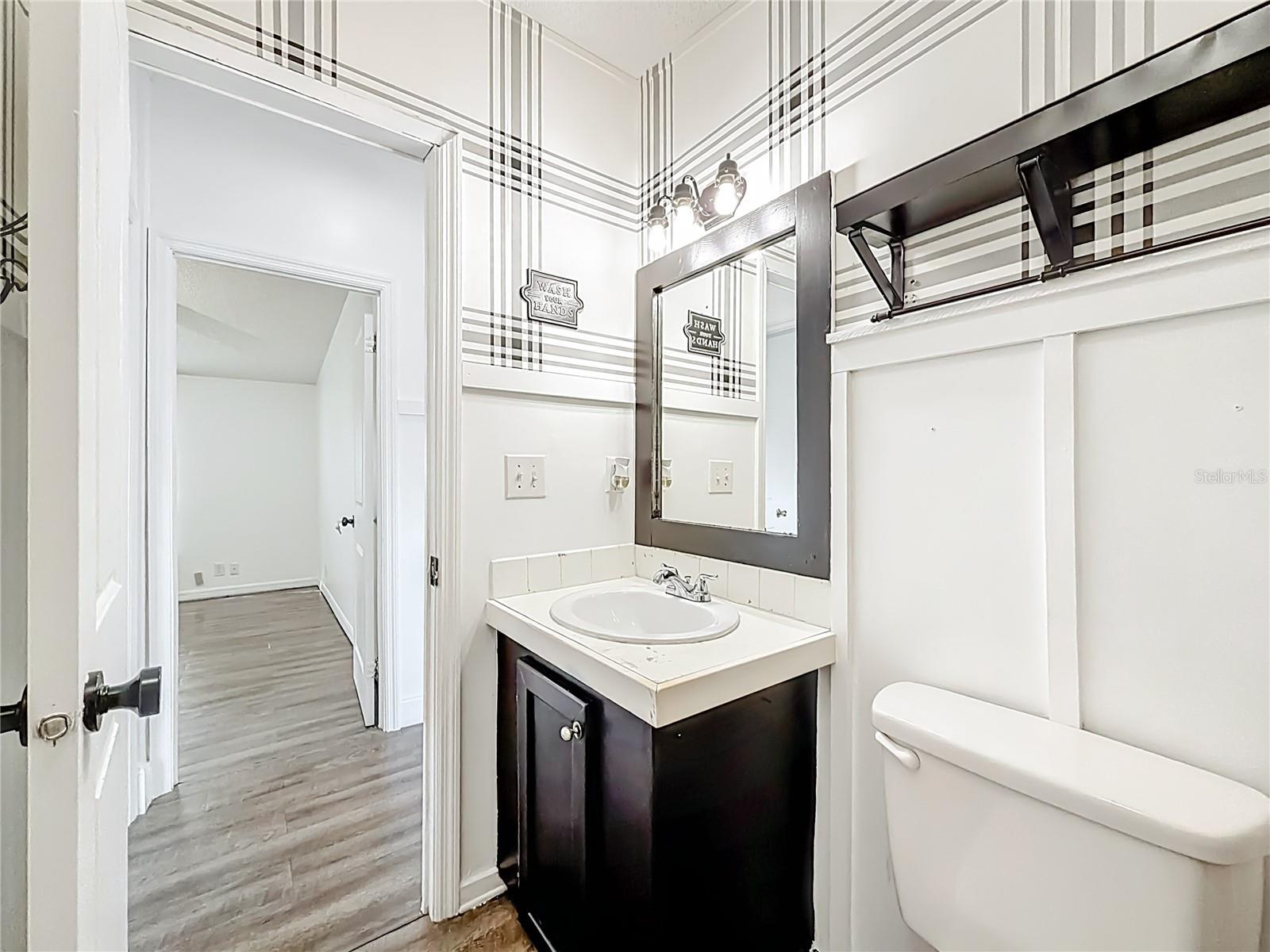 Image 23 of 41 For 15020 104th Court