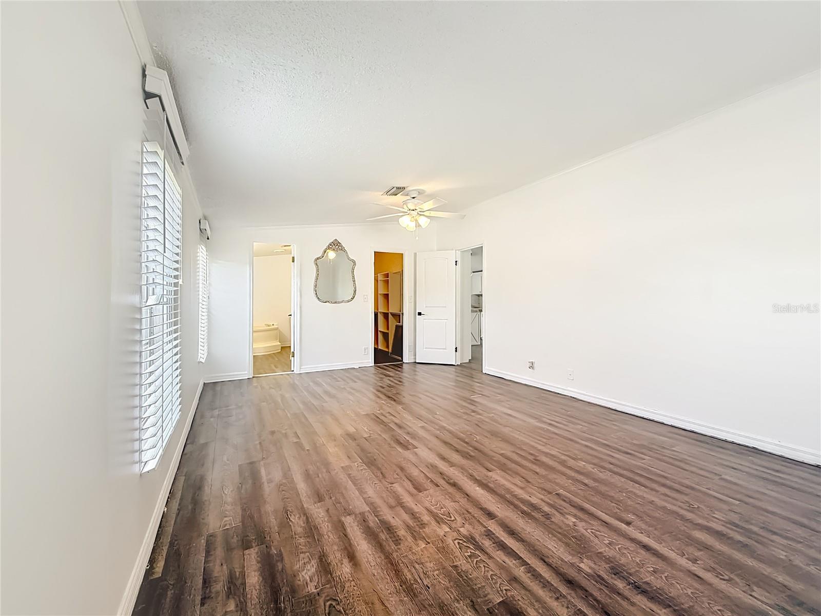 Image 27 of 41 For 15020 104th Court