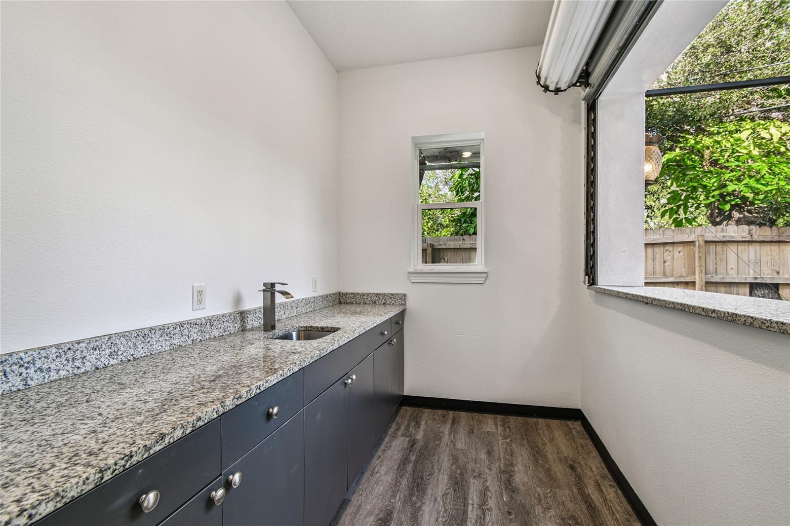 Image 58 of 71 For 10555 Lake Breeze Drive