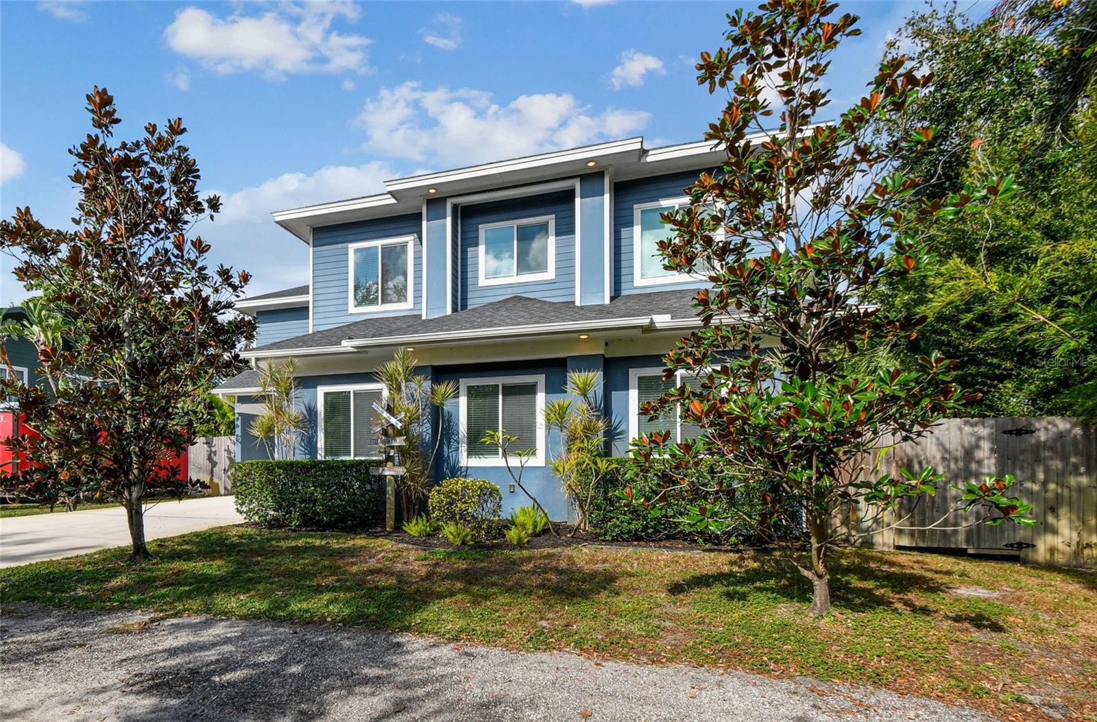 Image 66 of 71 For 10555 Lake Breeze Drive