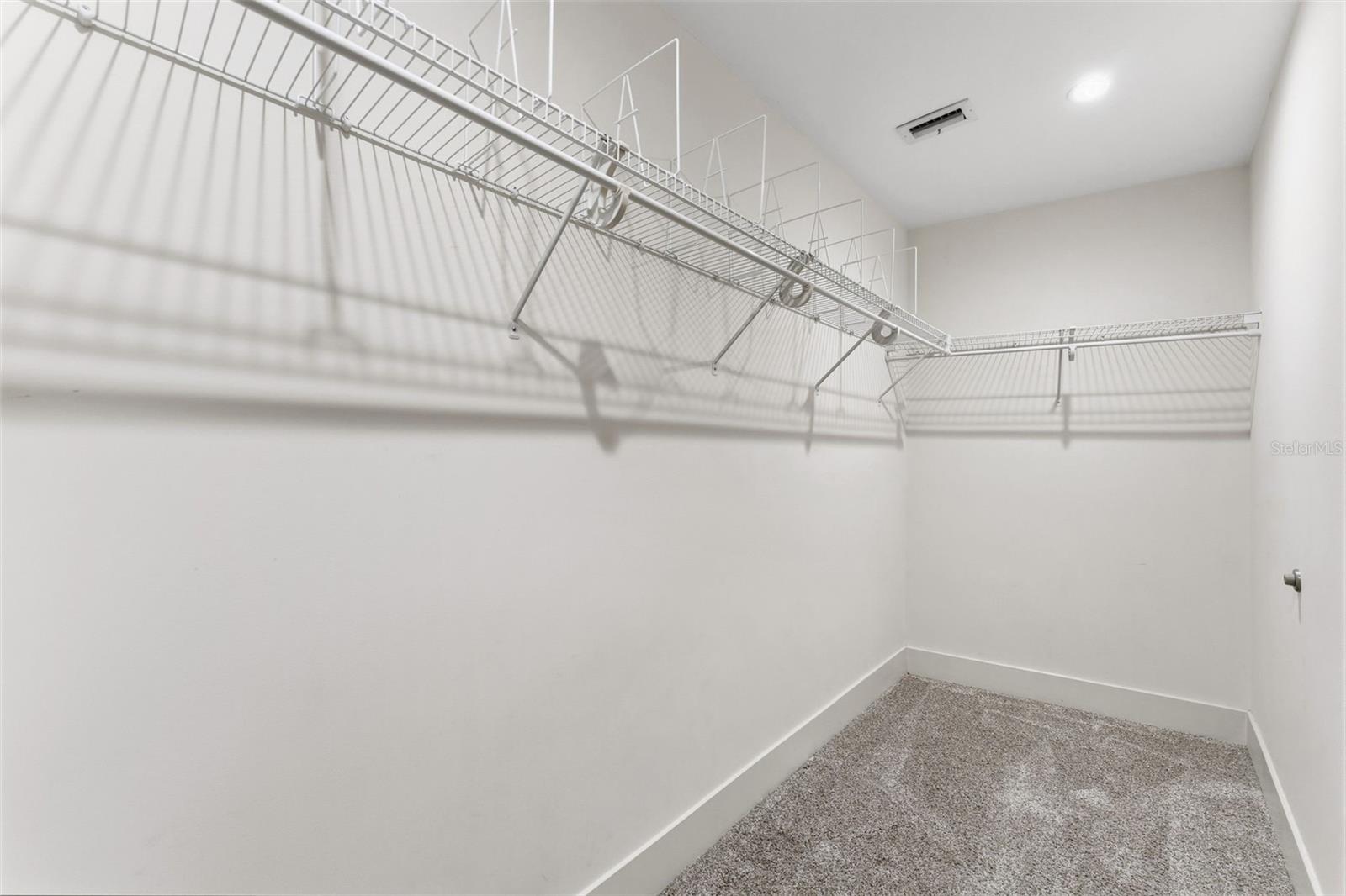 Image 14 of 23 For 912 Channelside Drive 2601