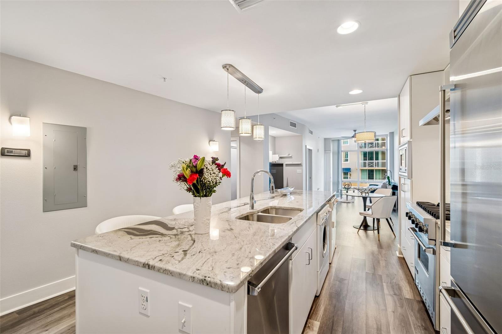 Image 3 of 40 For 1120 Kennedy Boulevard 312