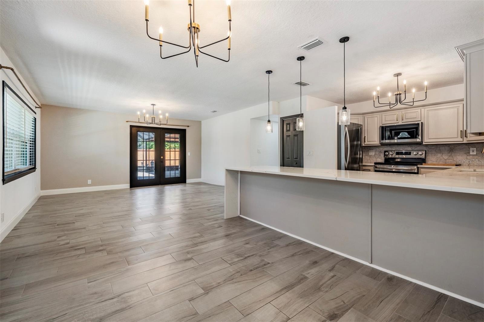 Image 11 of 49 For 11715 59th Way N