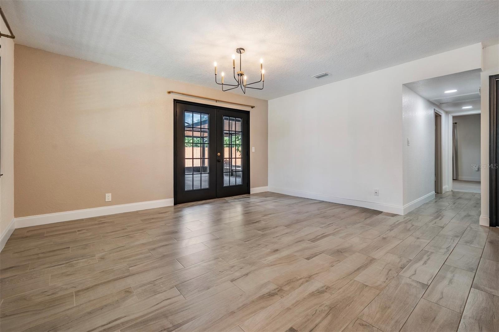 Image 14 of 49 For 11715 59th Way N