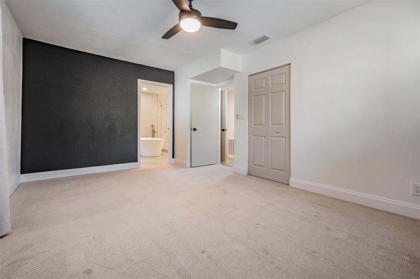 Image 19 of 49 For 11715 59th Way N