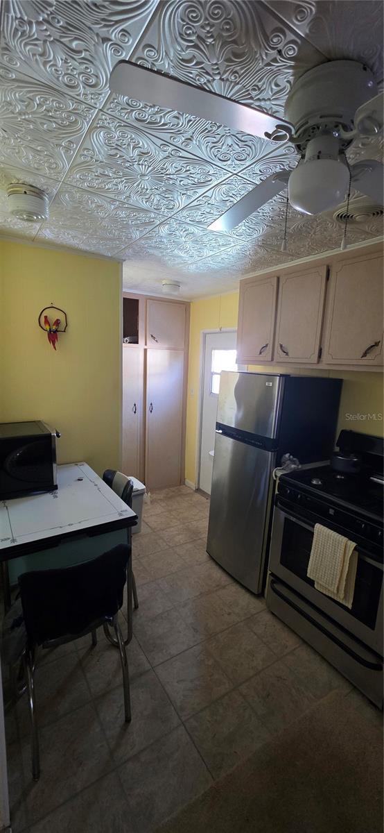 Image 5 of 16 For 4676 66th Lane N 20