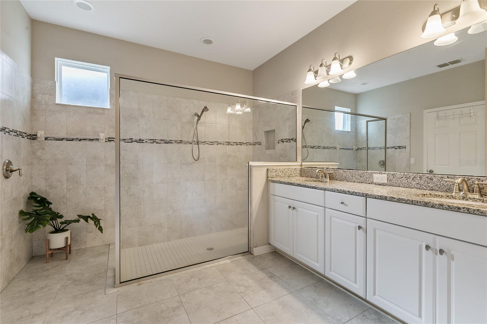 Image 29 of 40 For 30462 Caravelle Lane