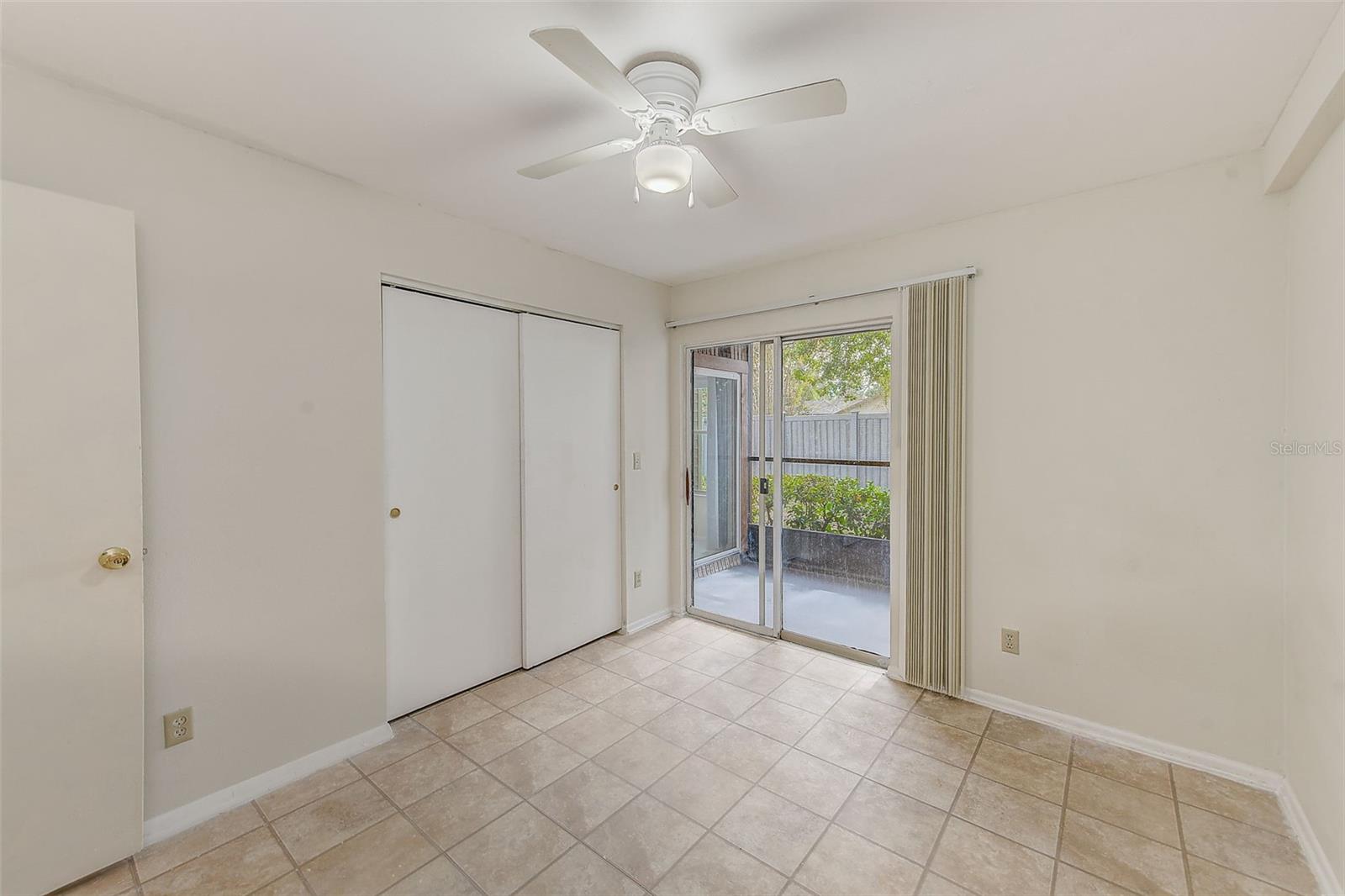 Image 26 of 56 For 1723 Hampton Lane 406