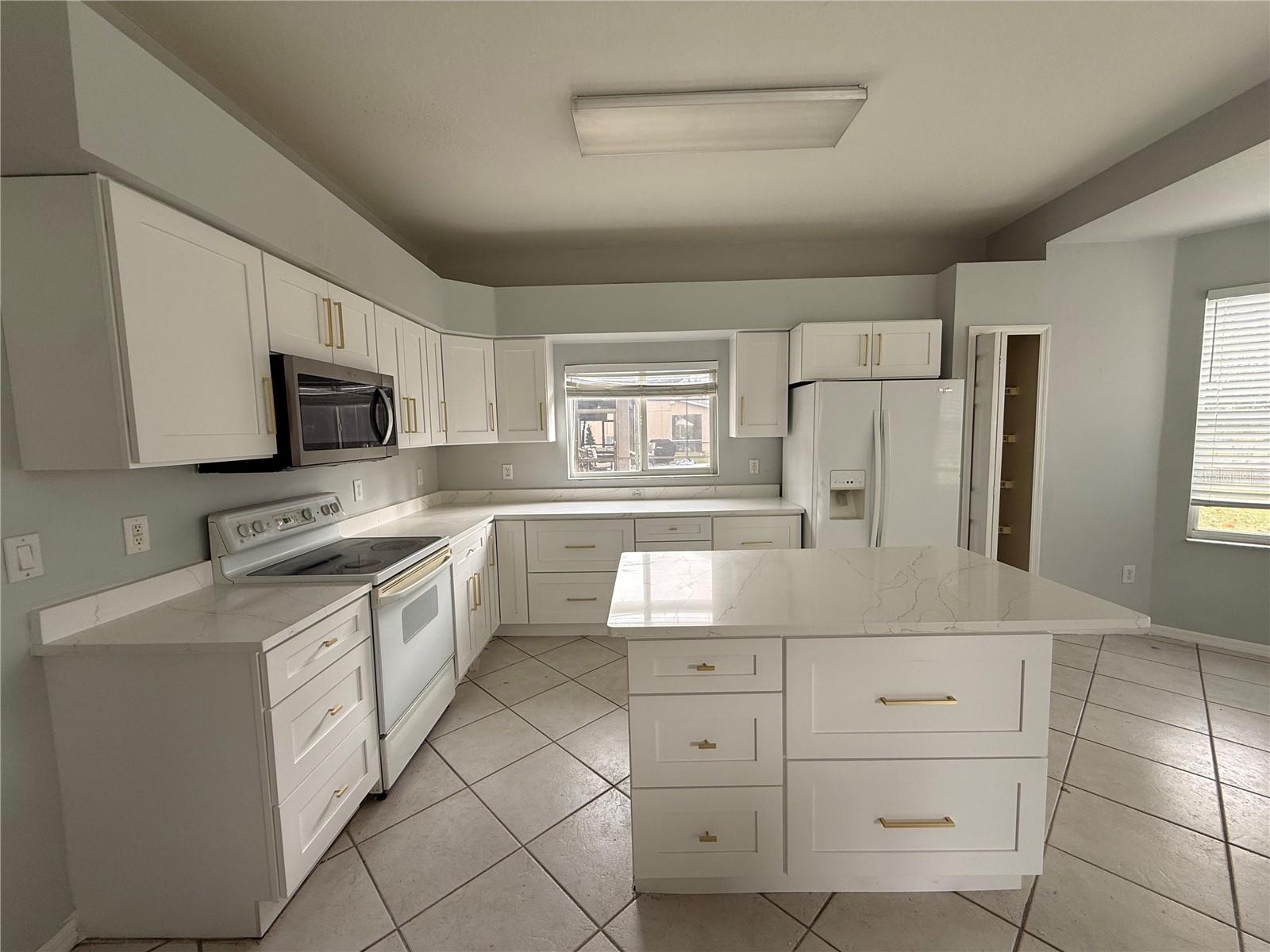 Image 5 of 25 For 10782 Plantation Bay Drive