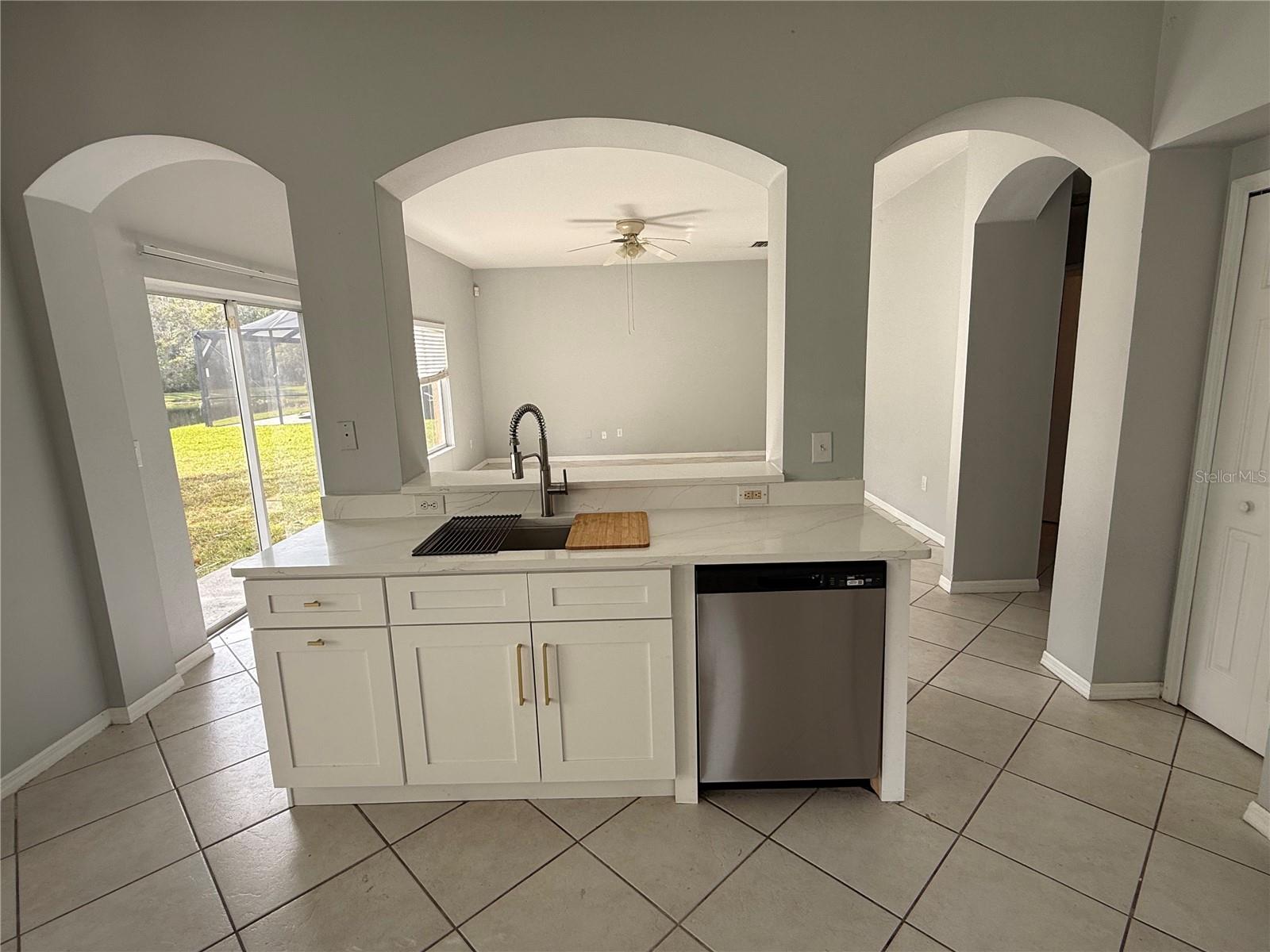 Image 6 of 25 For 10782 Plantation Bay Drive