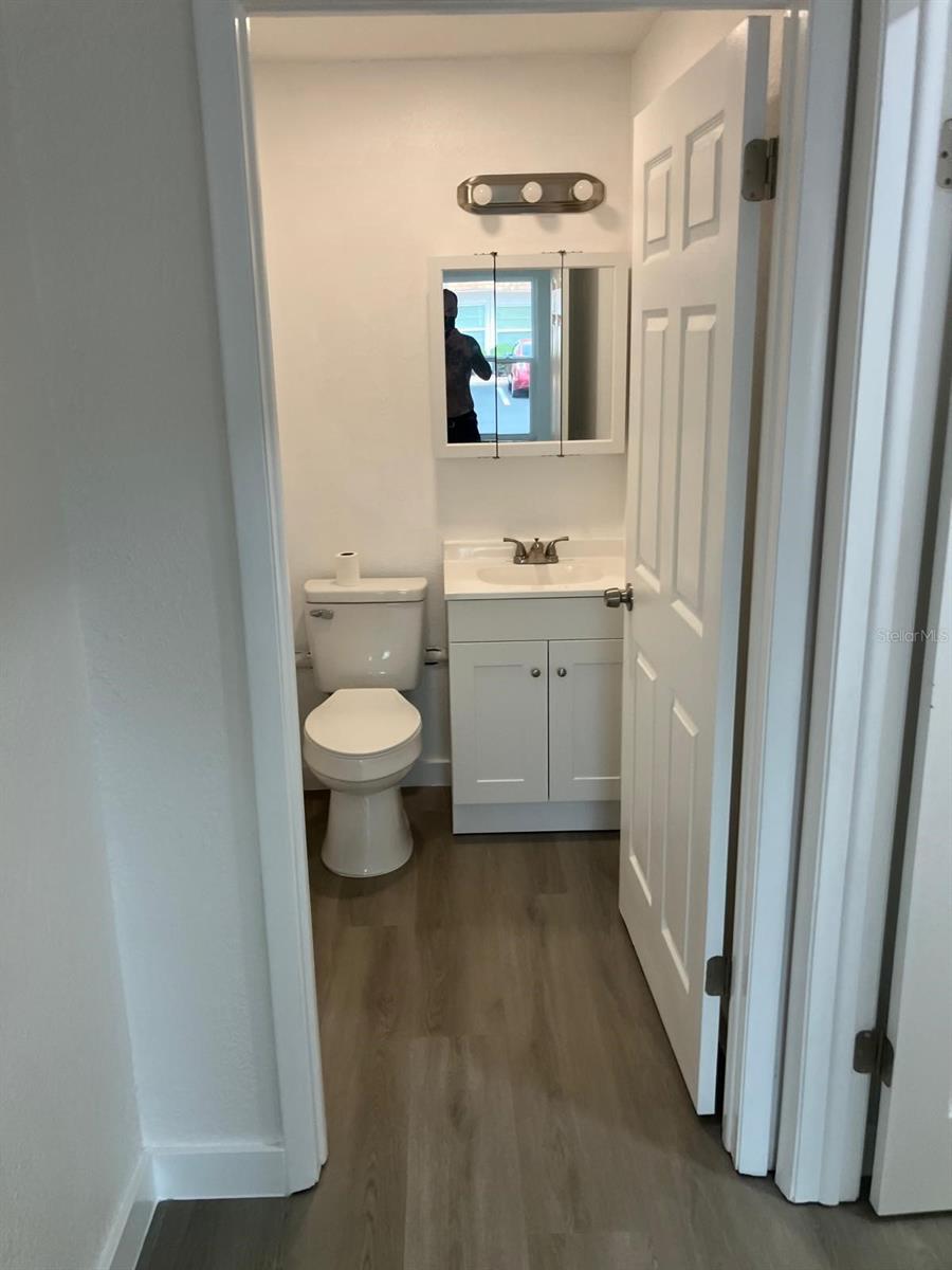 Image 27 of 39 For 6125 Chesham Drive 1