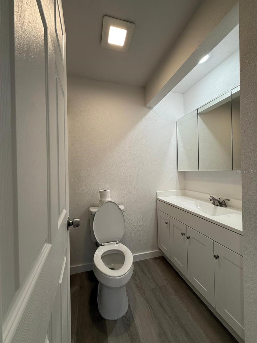 Image 37 of 39 For 6125 Chesham Drive 1