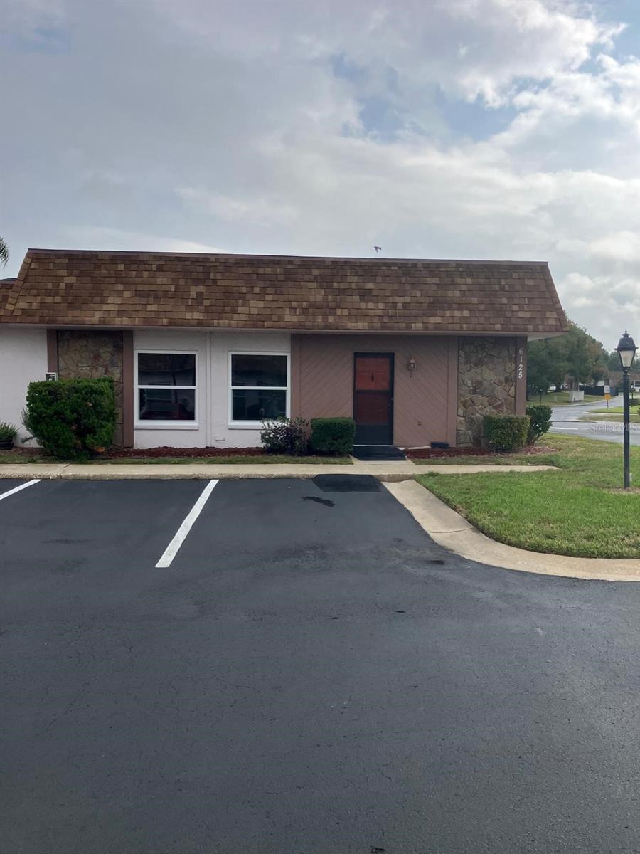 Image 38 of 39 For 6125 Chesham Drive 1