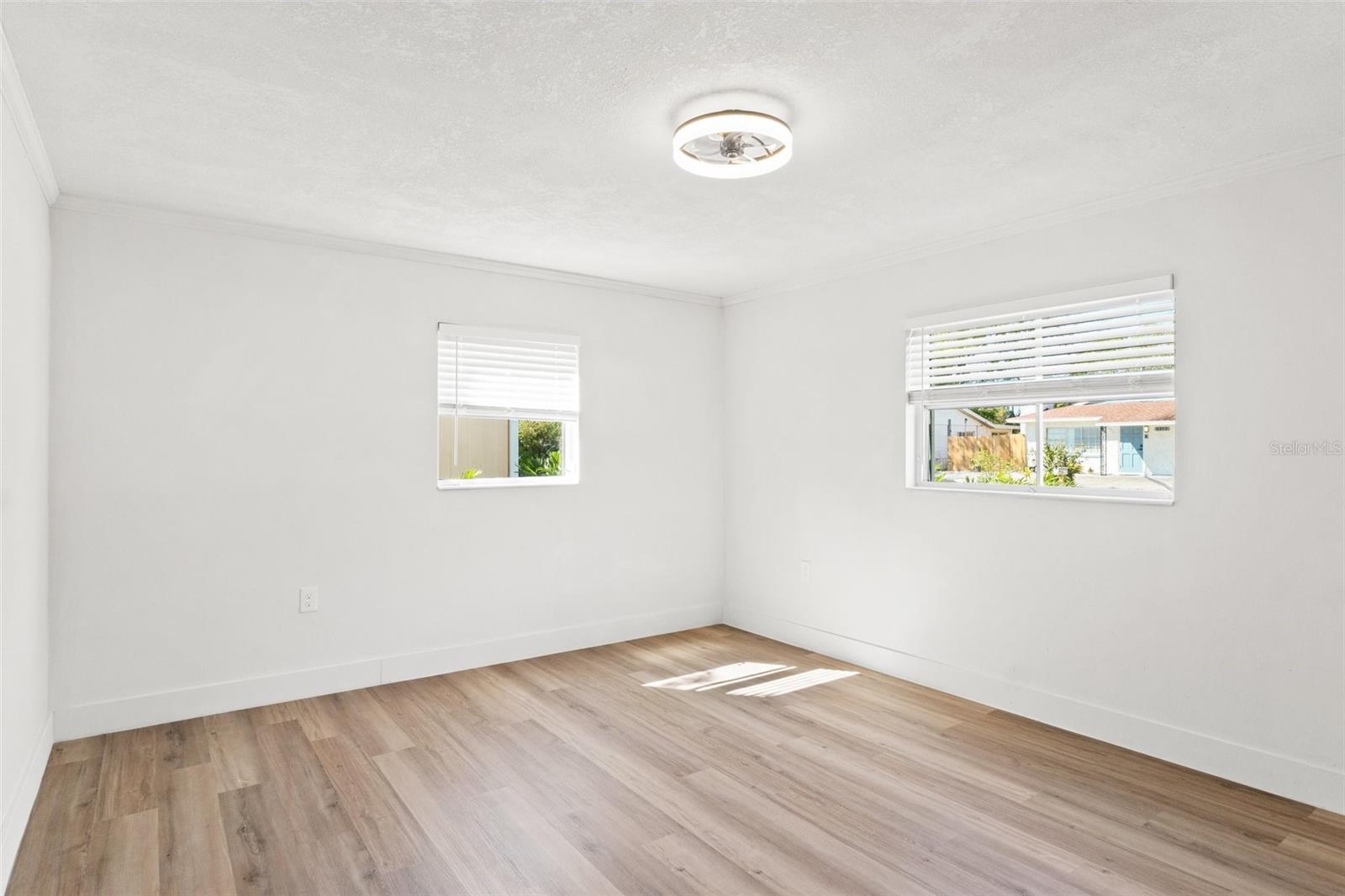 Image 22 of 36 For 5314 13th Avenue S