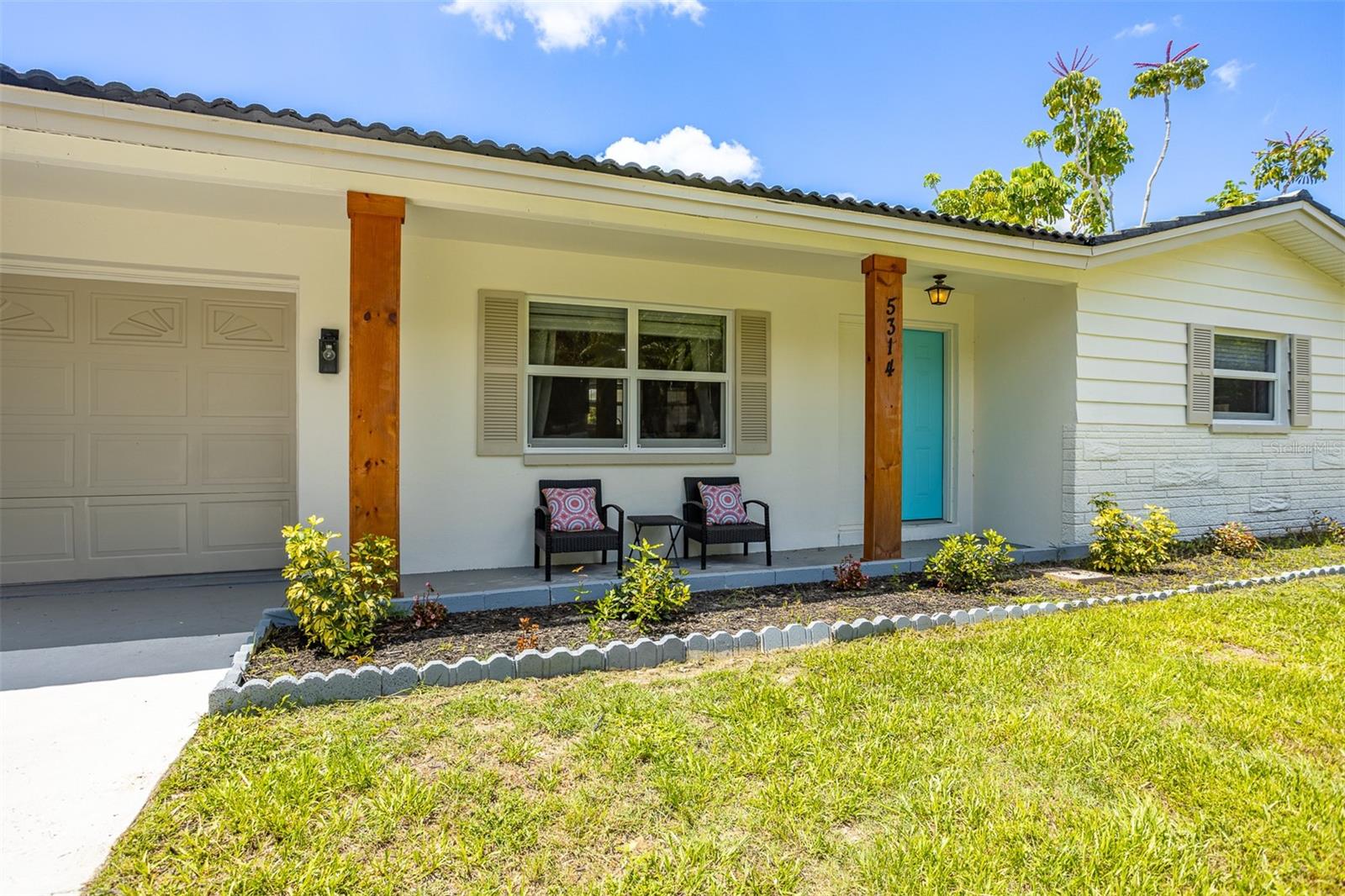 Image 4 of 36 For 5314 13th Avenue S