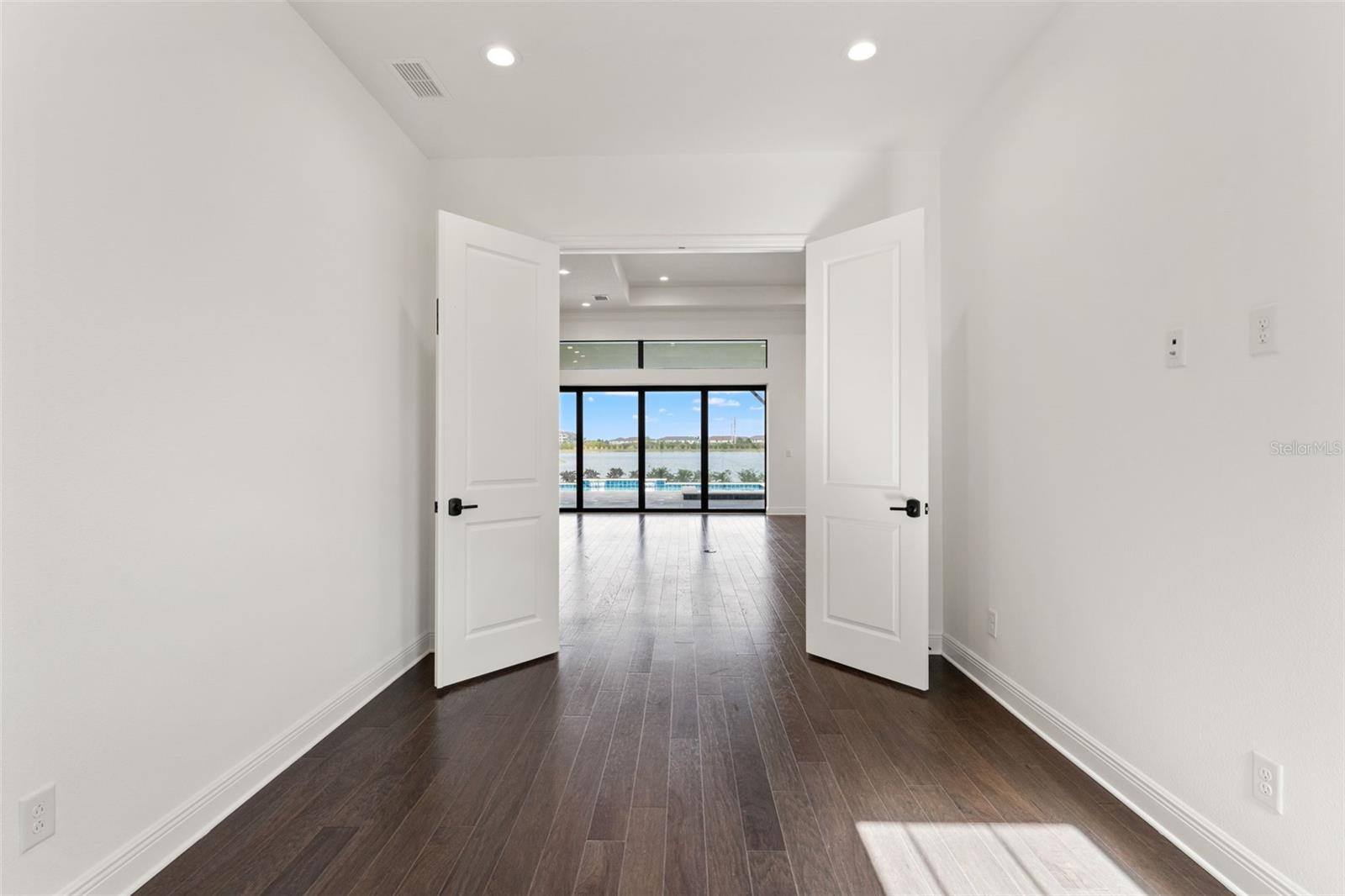 Image 33 of 69 For 428 Bocelli Drive