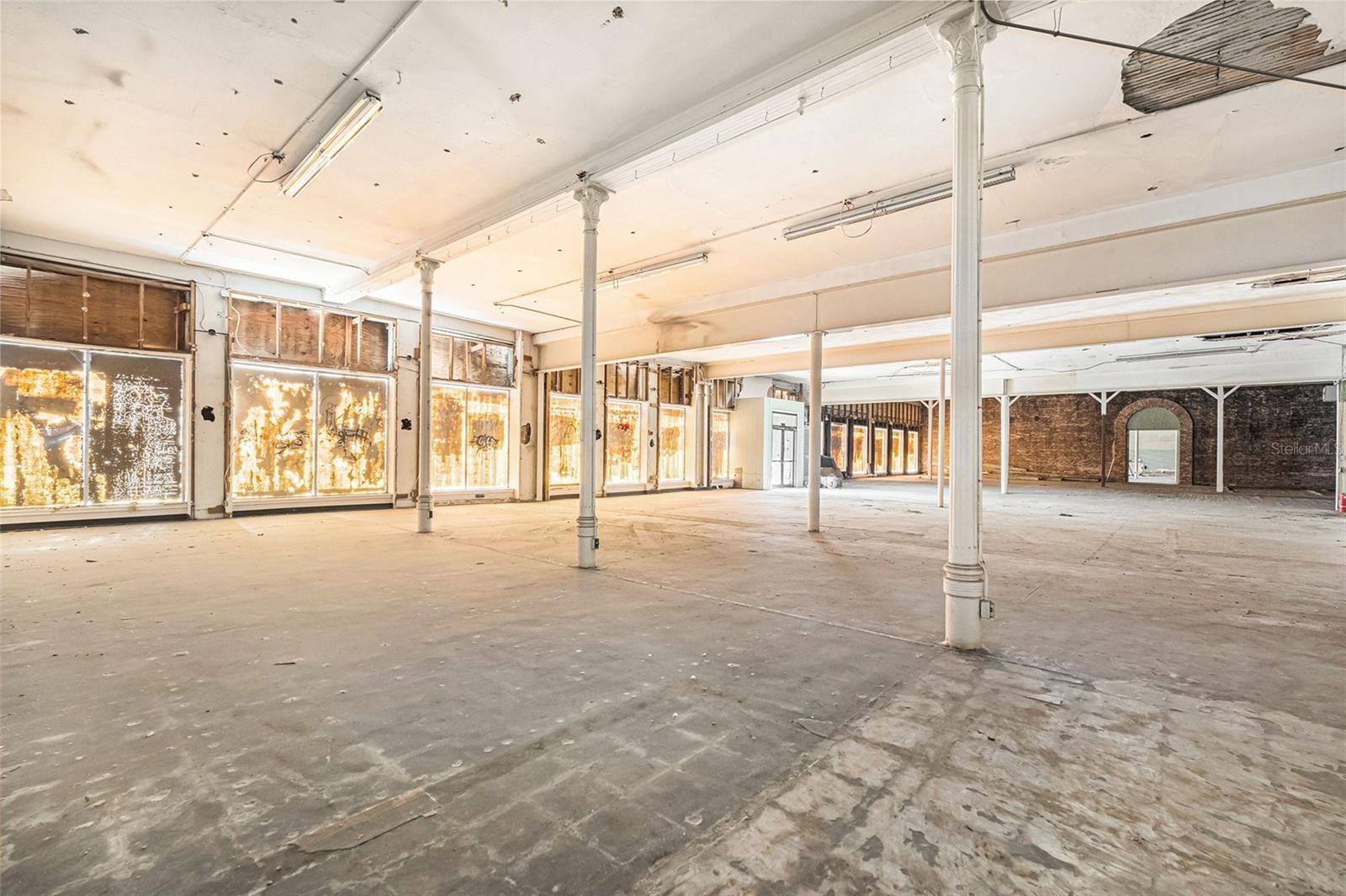 Image 6 of 11 For 1324 7th Avenue