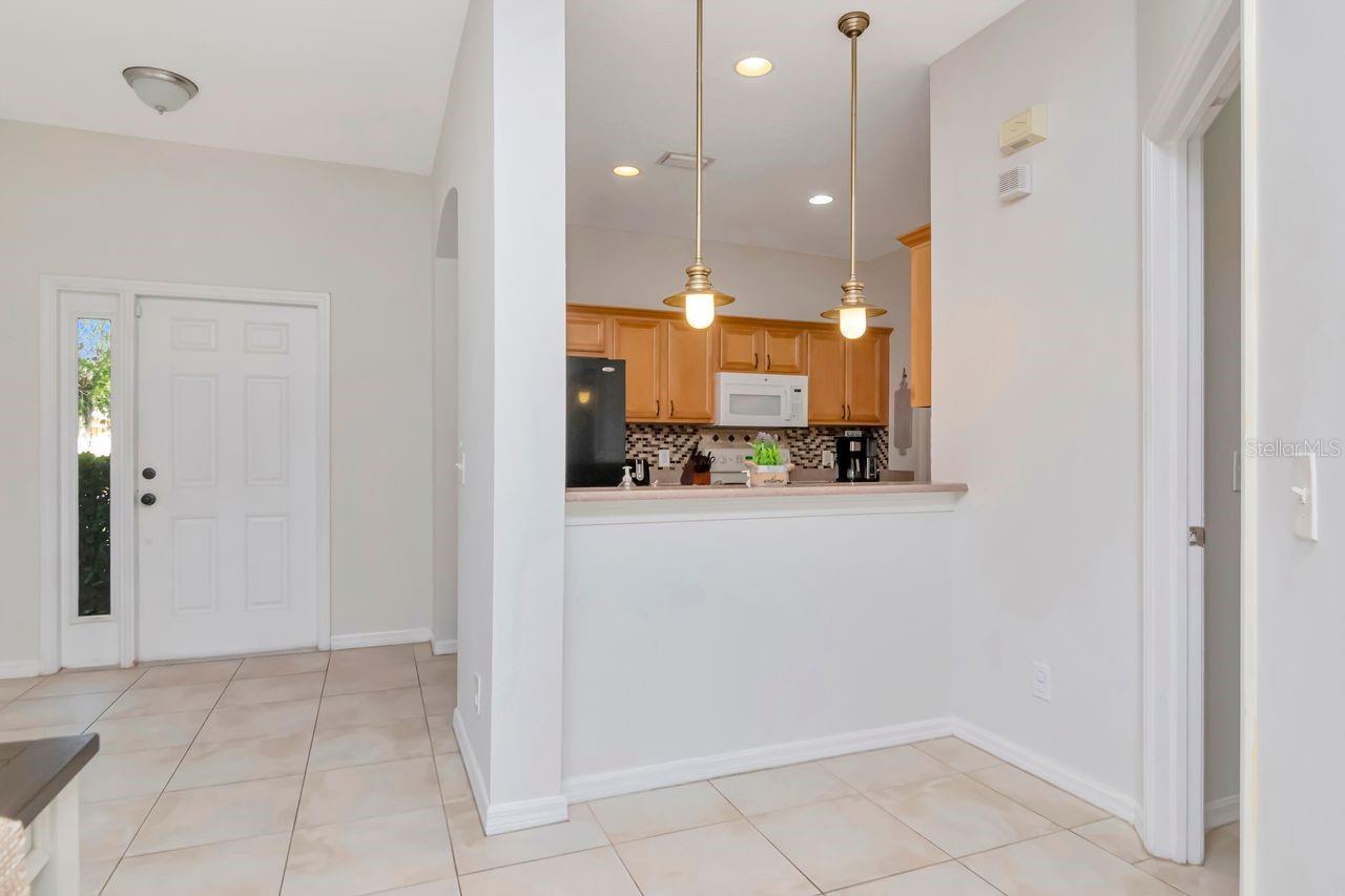 Image 18 of 61 For 20318 Oak Key Court