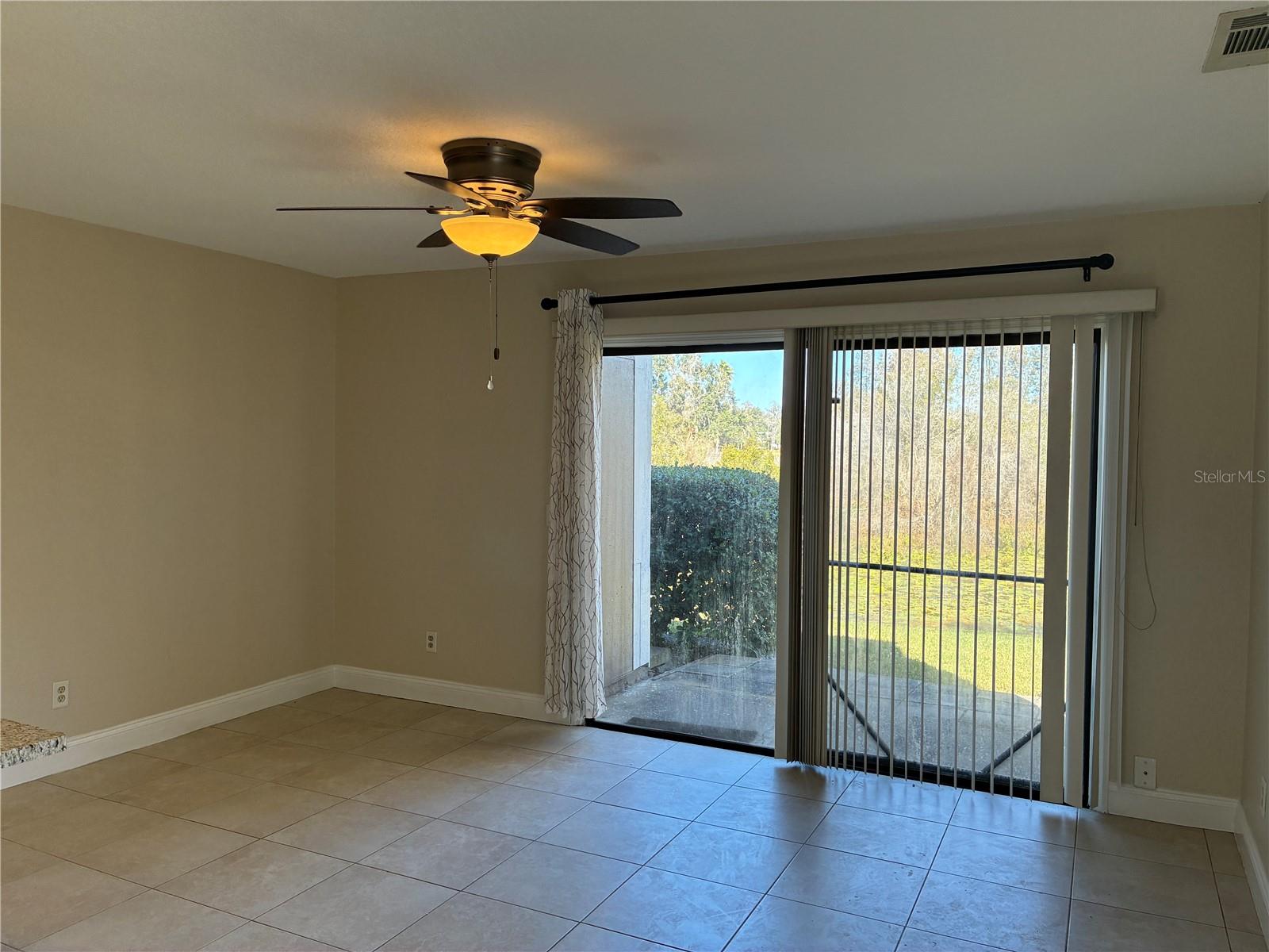 Image 5 of 25 For 16513 Lake Brigadoon Cir