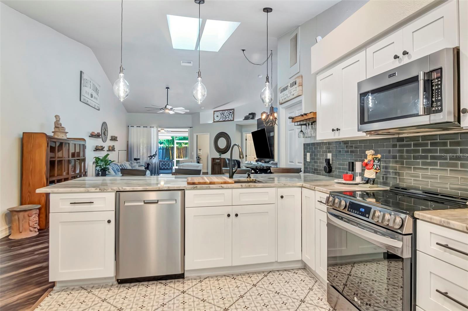 Image 10 of 68 For 3021 Brookfield Lane