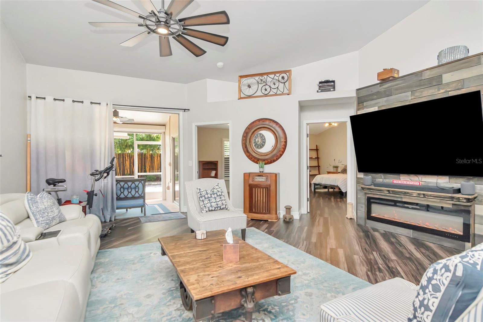 Image 14 of 68 For 3021 Brookfield Lane