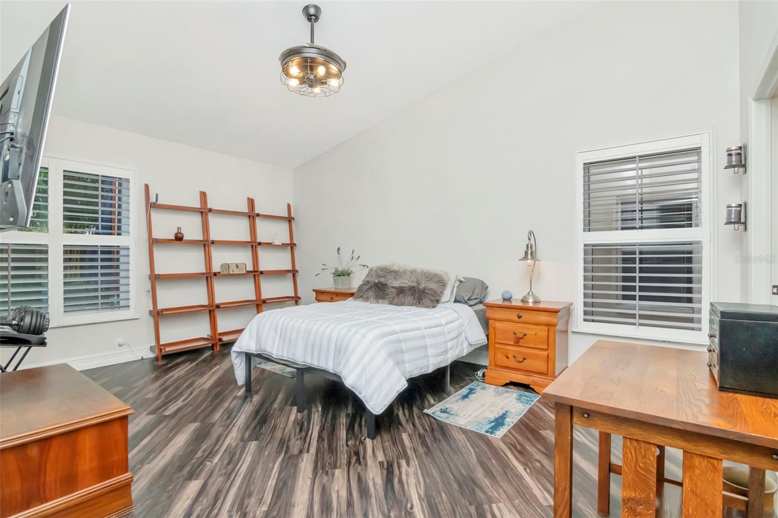 Image 18 of 68 For 3021 Brookfield Lane