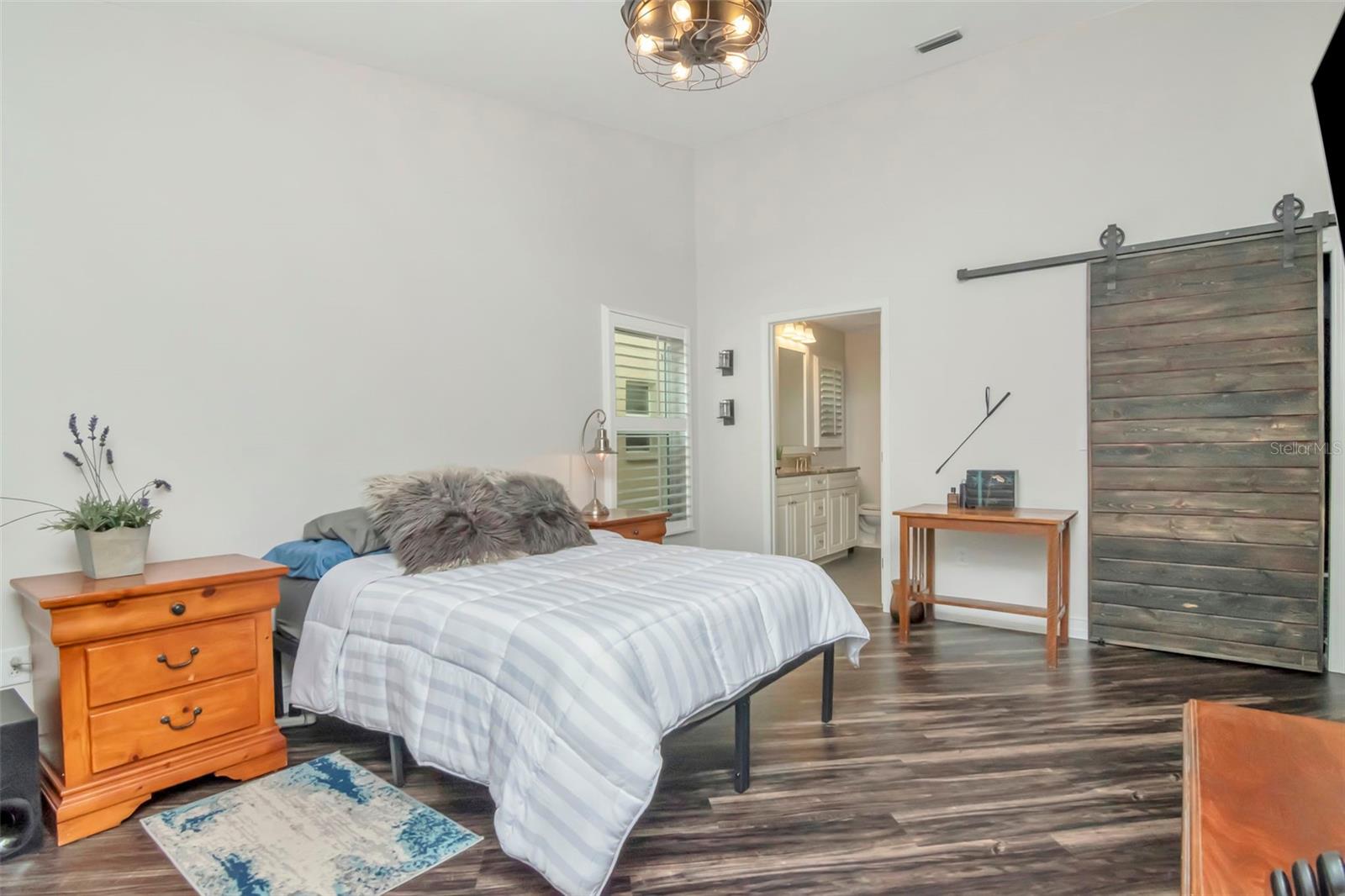 Image 19 of 68 For 3021 Brookfield Lane