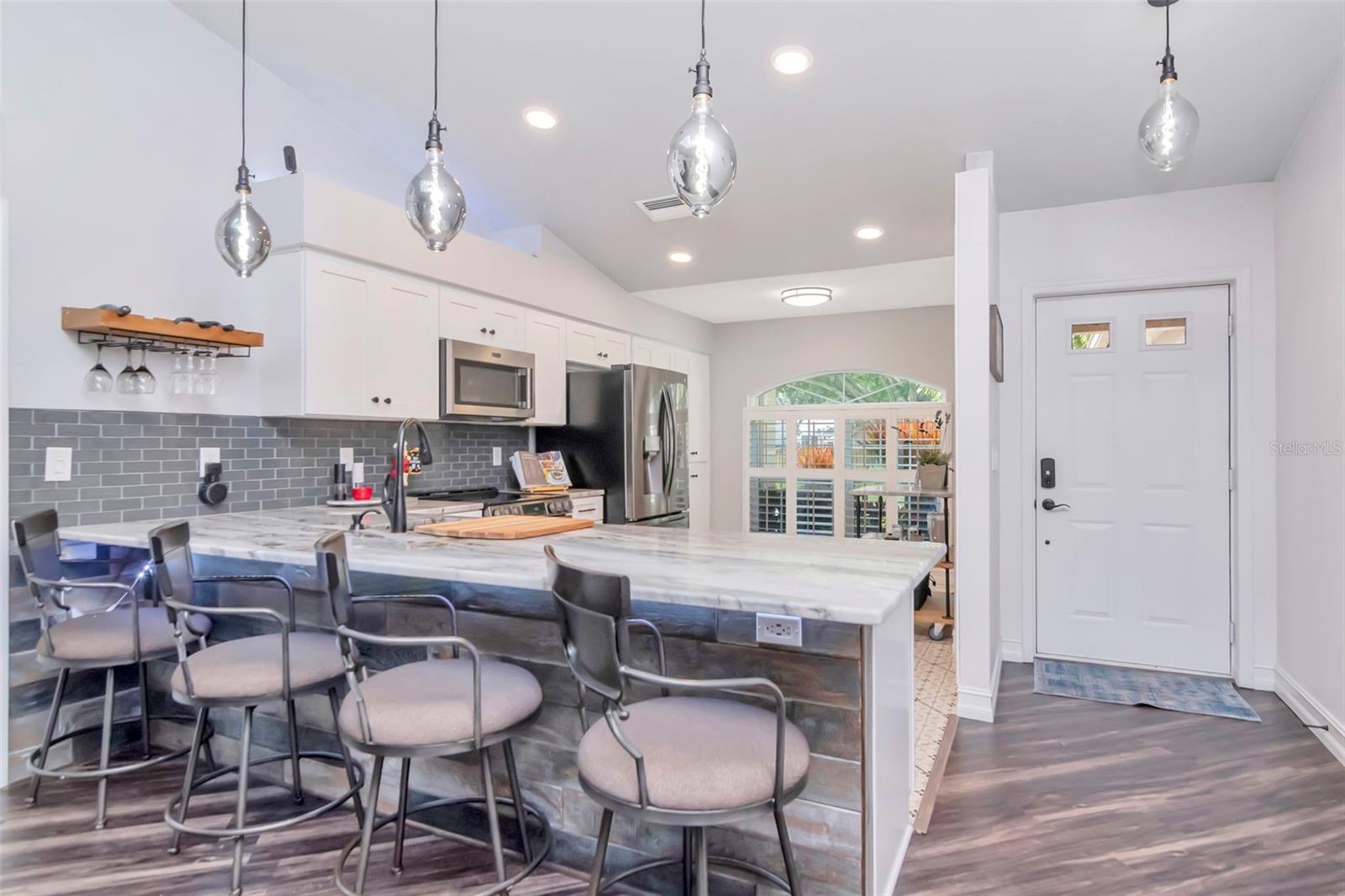 Image 4 of 68 For 3021 Brookfield Lane