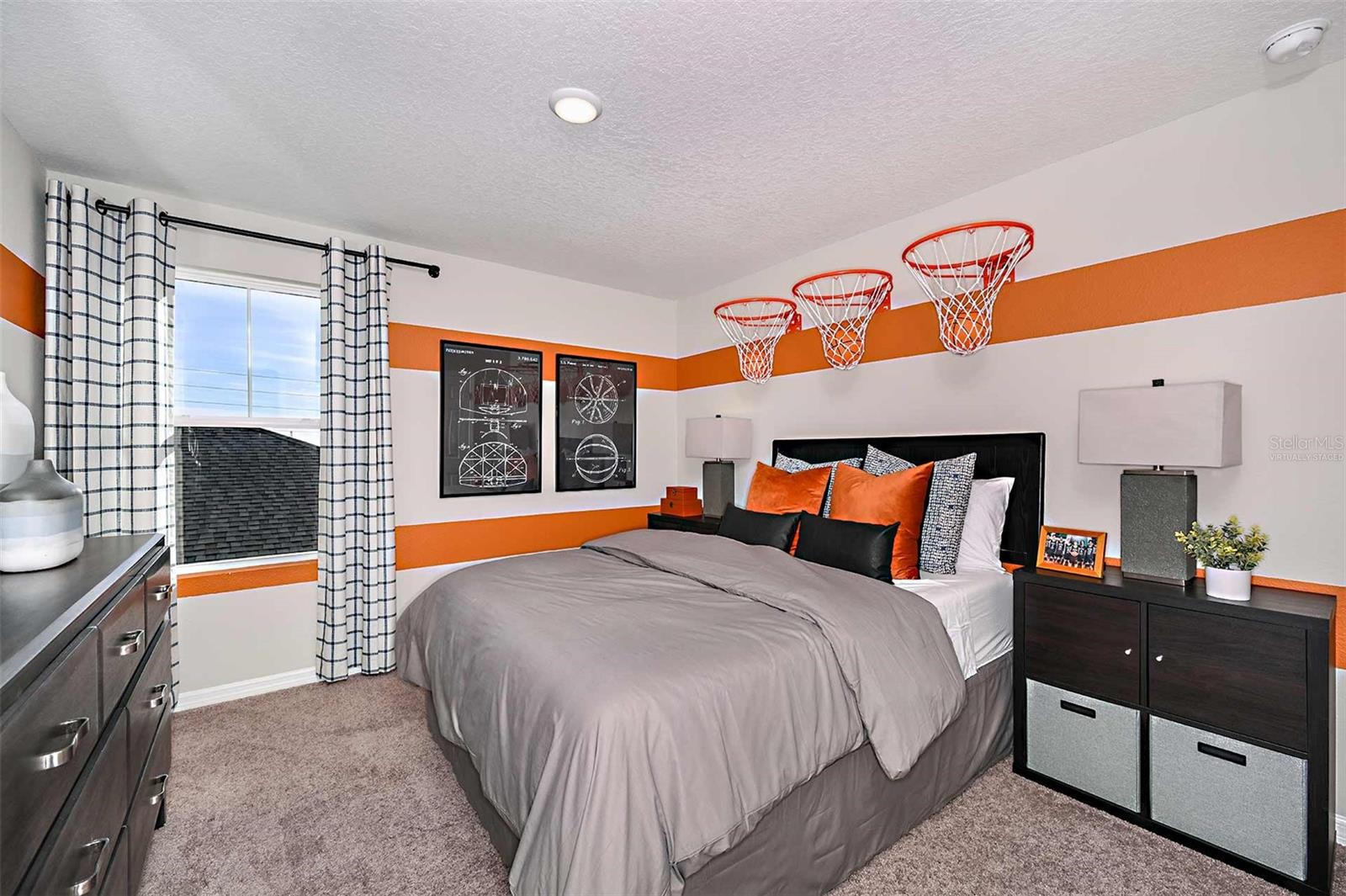 Image 16 of 22 For 9186 Shadow Valley Lane