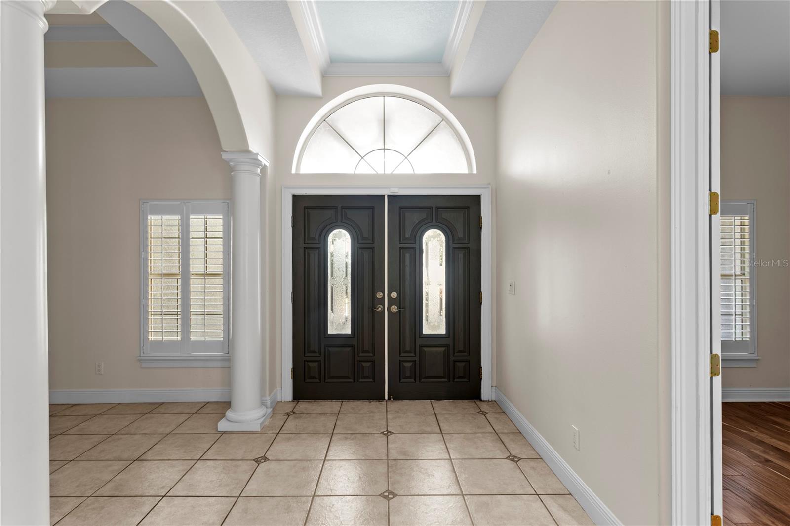 Image 13 of 51 For 1220 Royal Palm Drive S