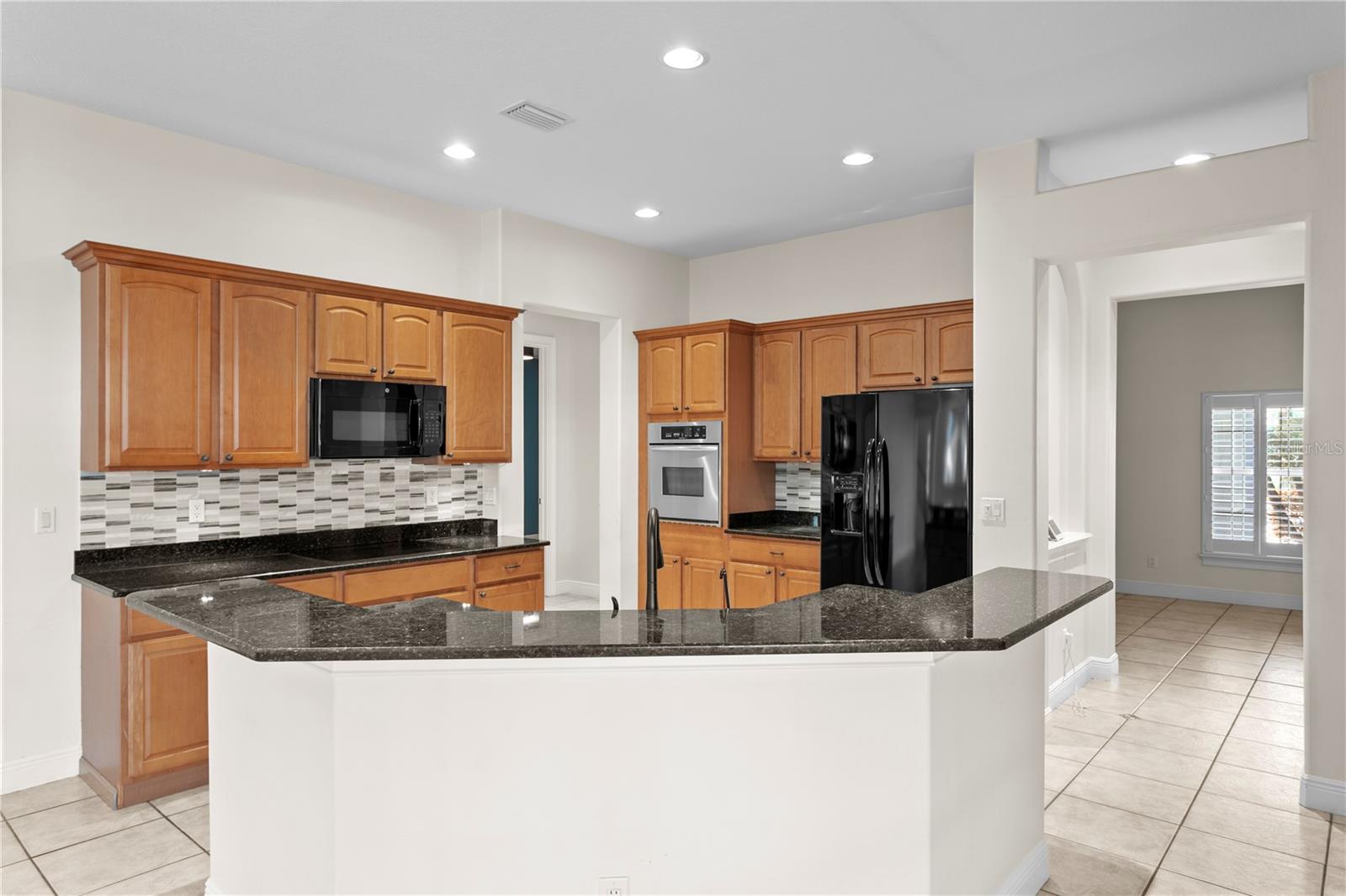 Image 21 of 51 For 1220 Royal Palm Drive S