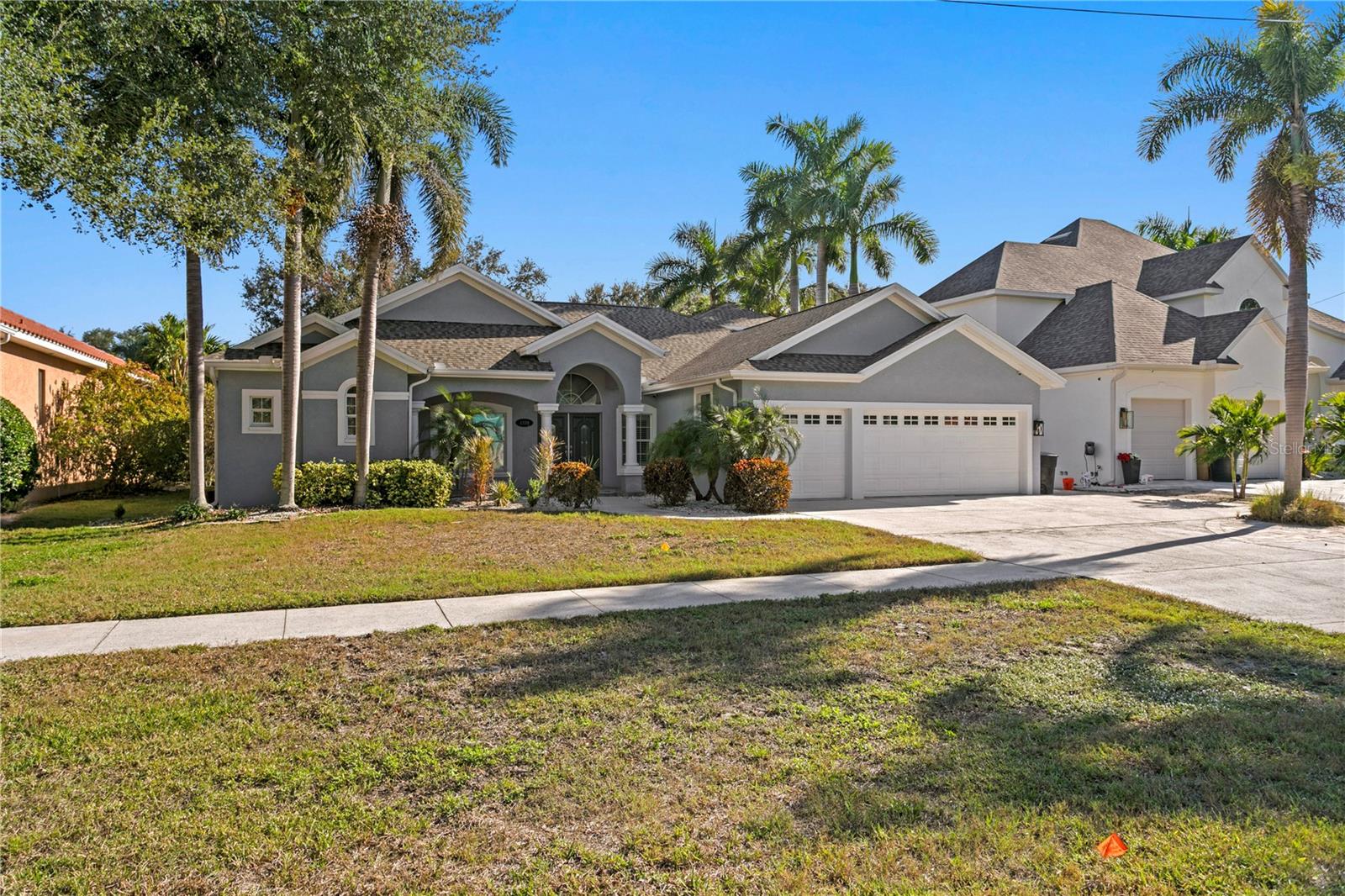 Image 41 of 51 For 1220 Royal Palm Drive S