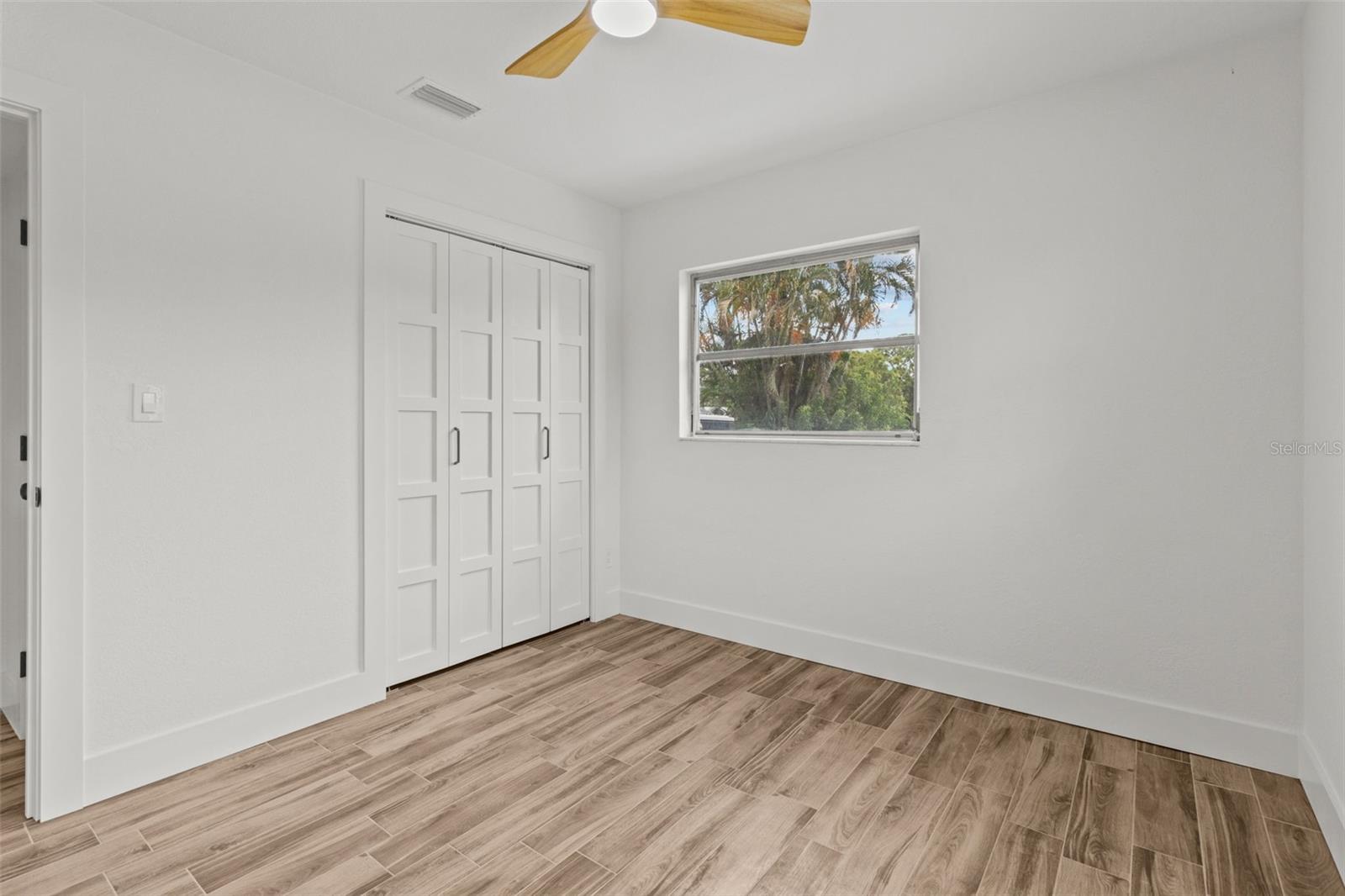 Image 25 of 37 For 3621 Searobin Drive Se