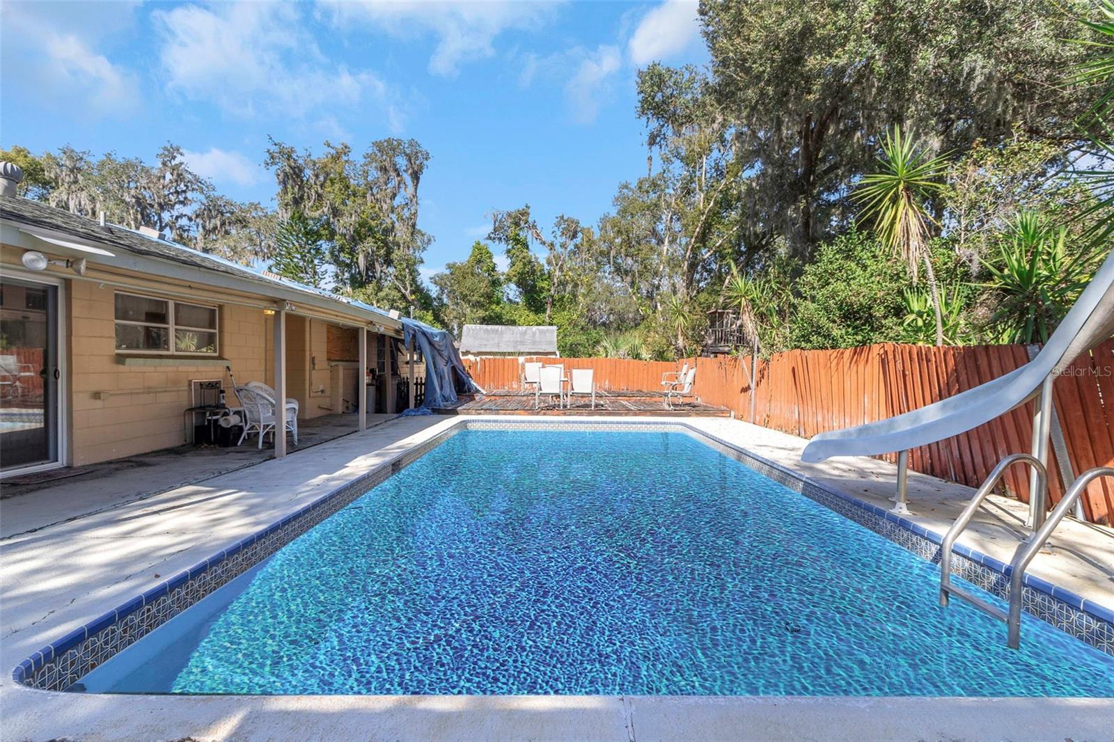 Image 33 of 37 For 17902 Burnside Road