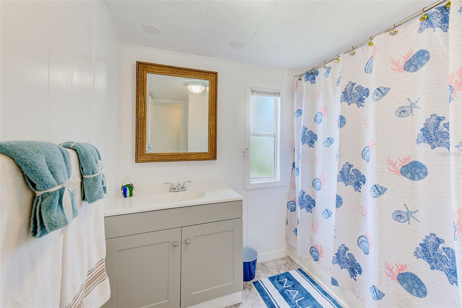 Image 17 of 36 For 6580 Seminole Boulevard 633