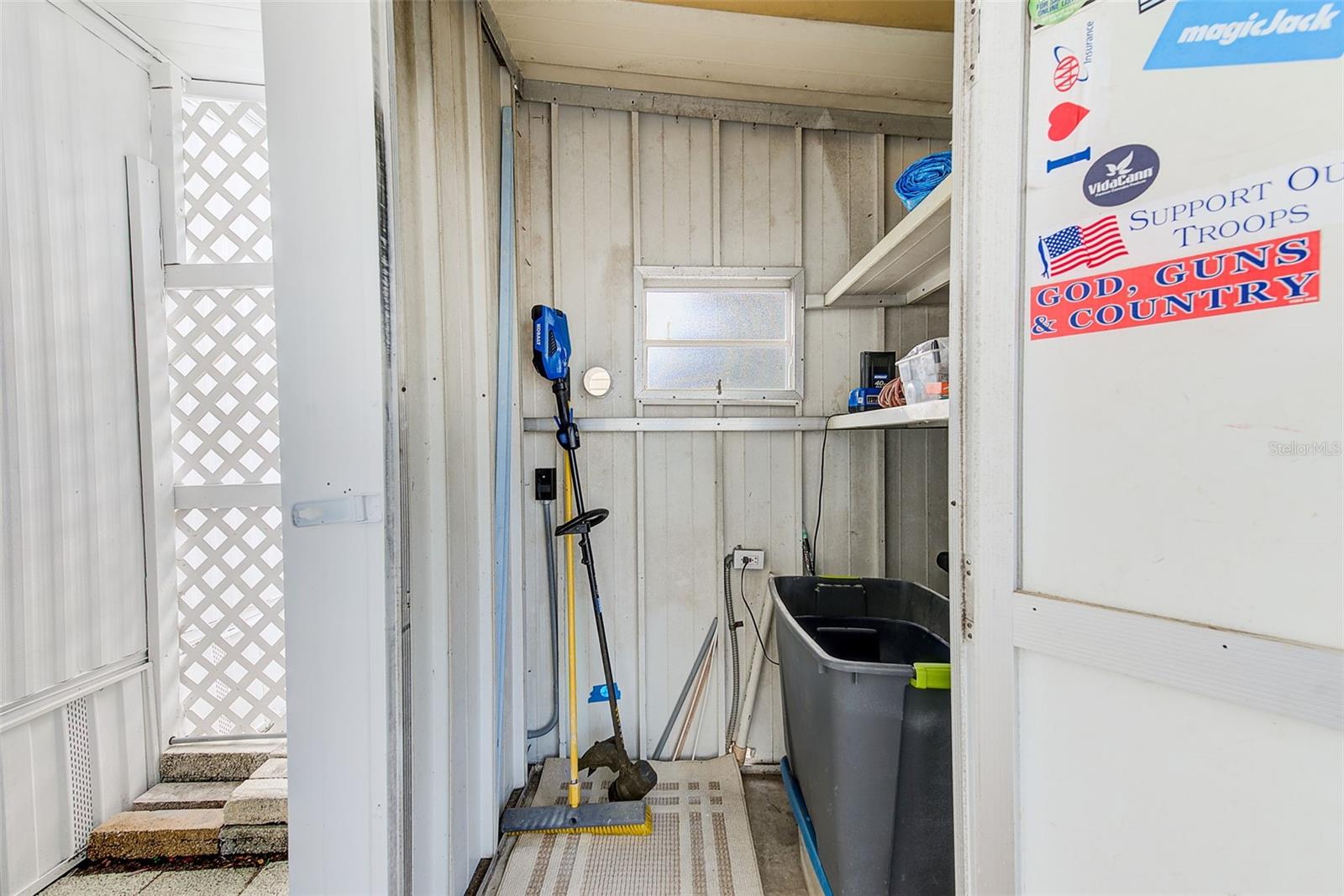 Image 19 of 36 For 6580 Seminole Boulevard 633