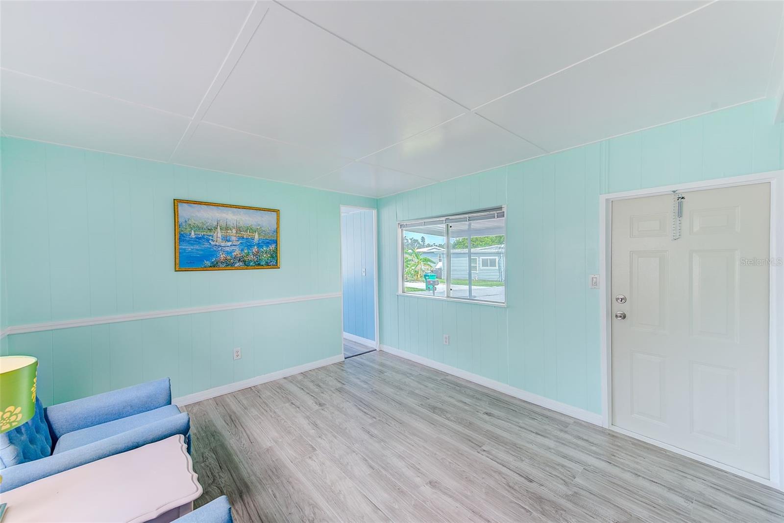 Image 2 of 36 For 6580 Seminole Boulevard 633