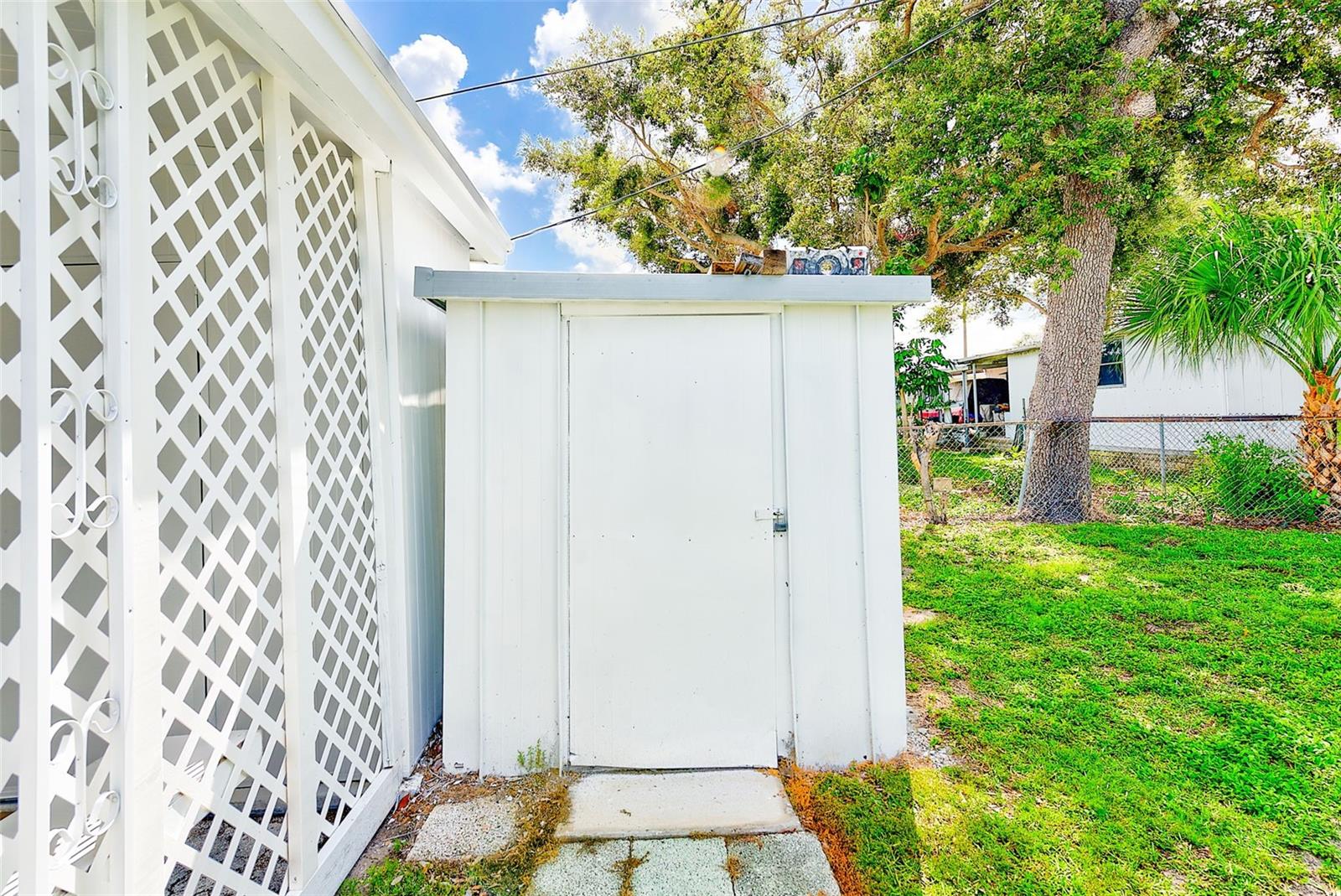 Image 22 of 36 For 6580 Seminole Boulevard 633