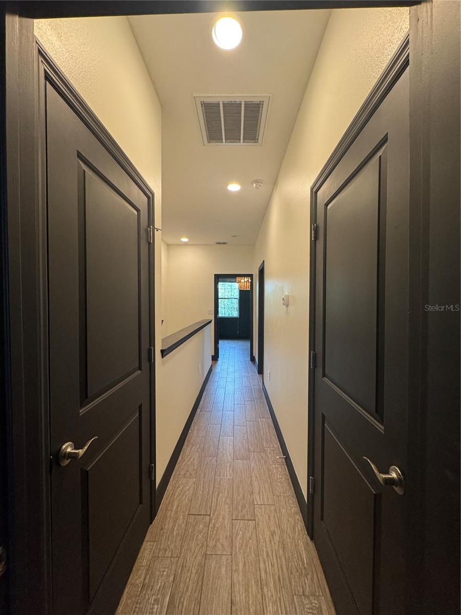 Image 16 of 28 For 331 Trask Street 4