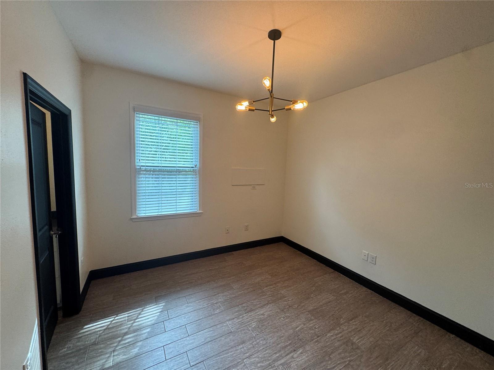 Image 22 of 28 For 331 Trask Street 4