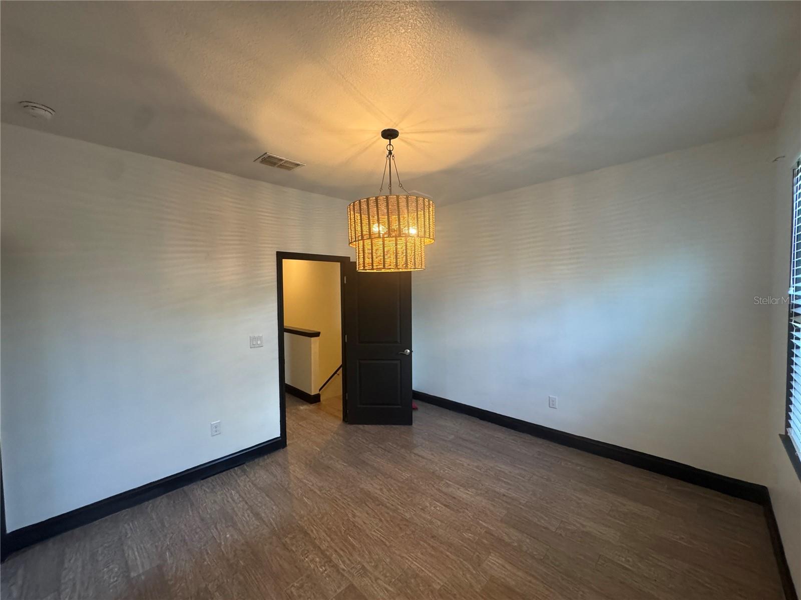 Image 23 of 28 For 331 Trask Street 4