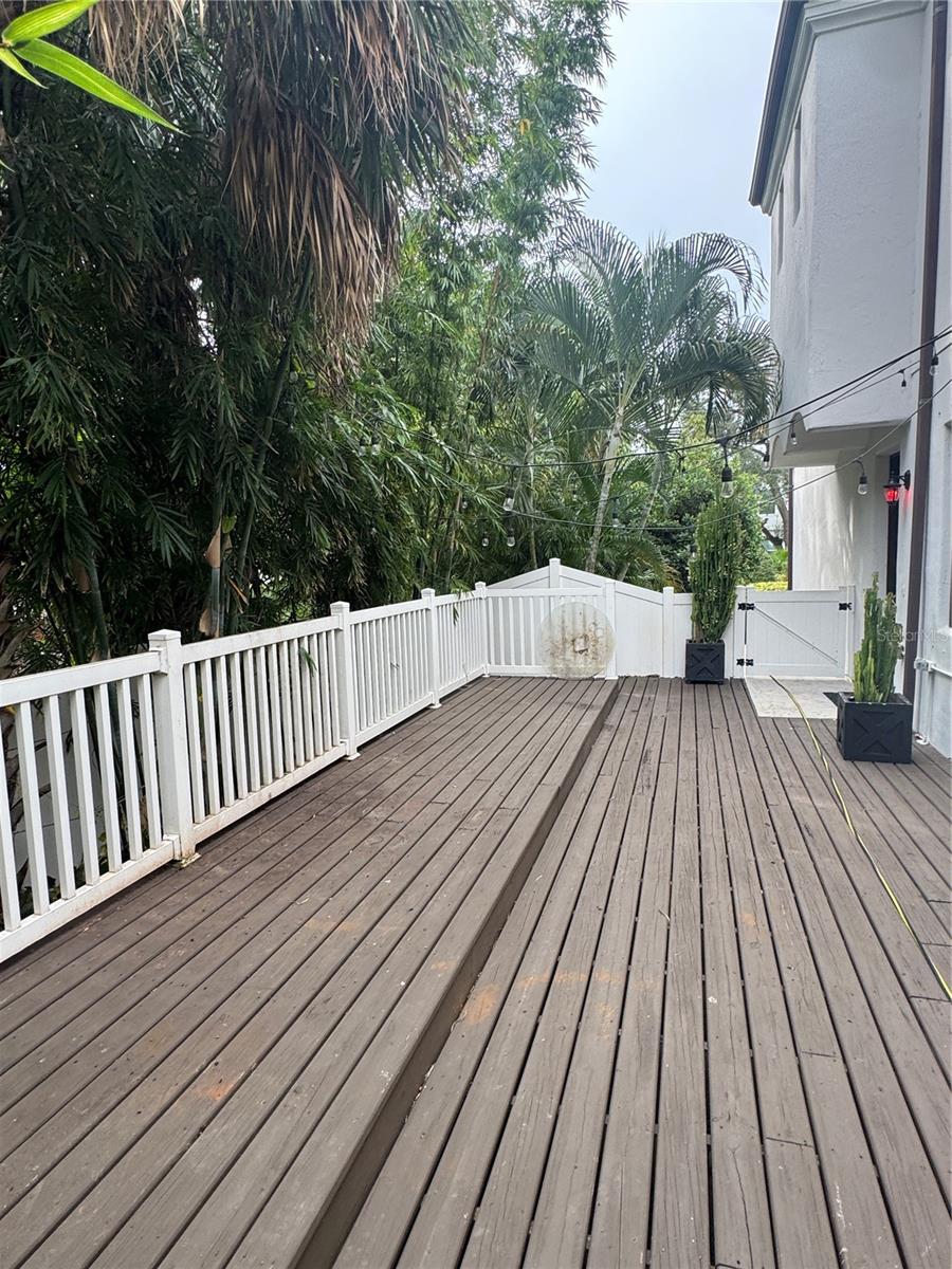 Image 26 of 28 For 331 Trask Street 4