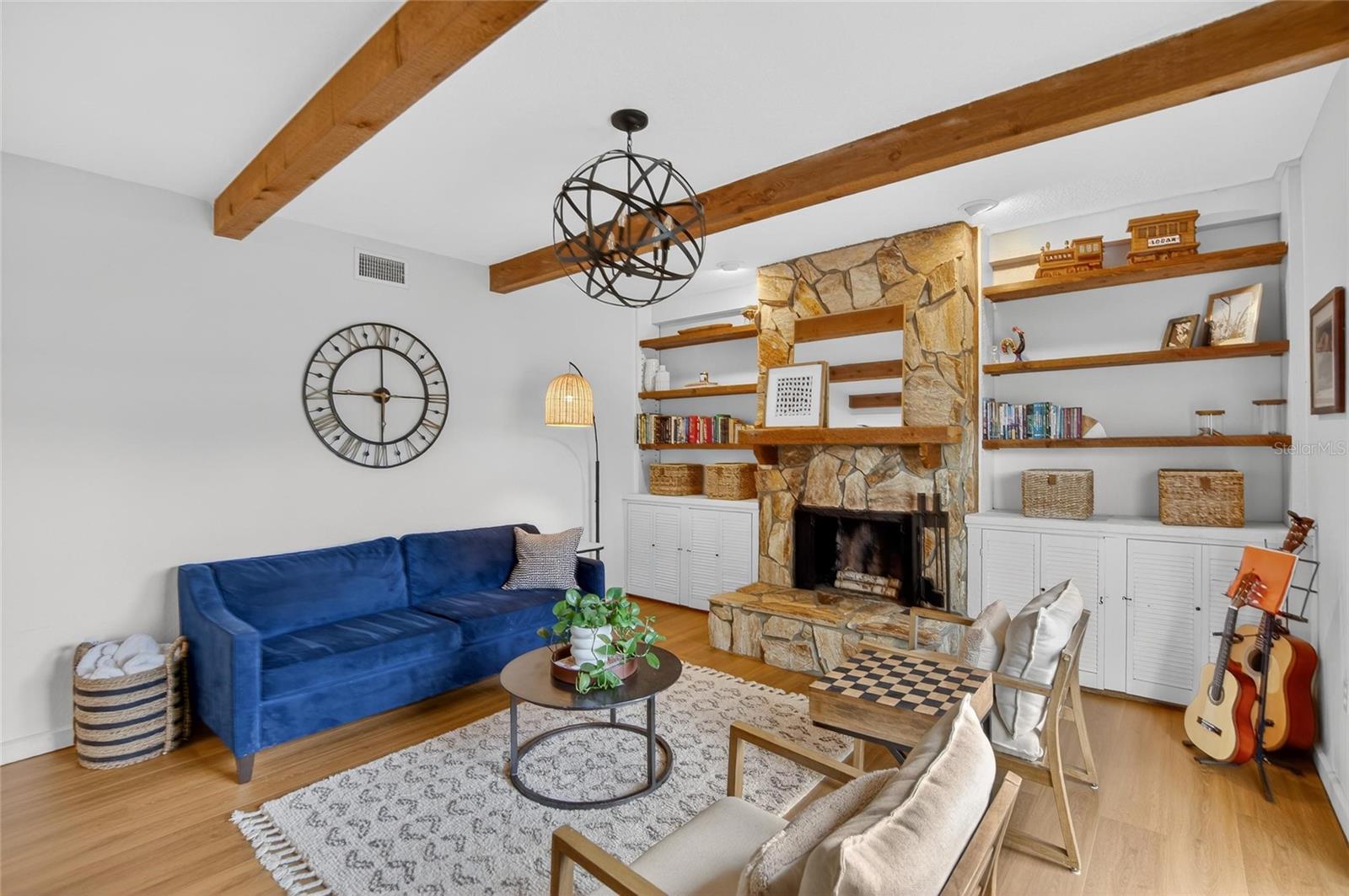 Image 18 of 62 For 8063 Quinn Court